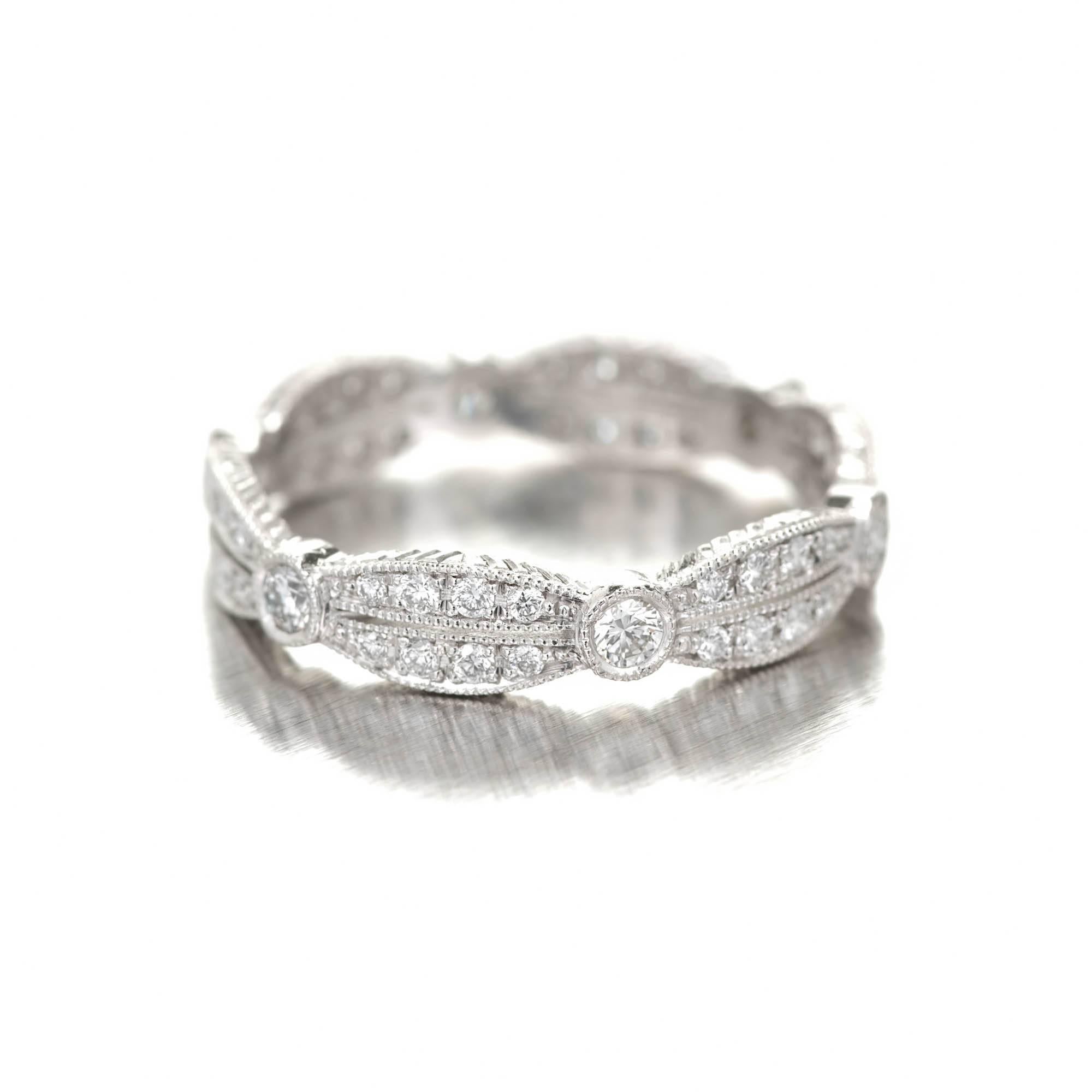 Eternity-Ring aus Platin mit Diamanten in zwei Reihen von Suchy Damen im Angebot