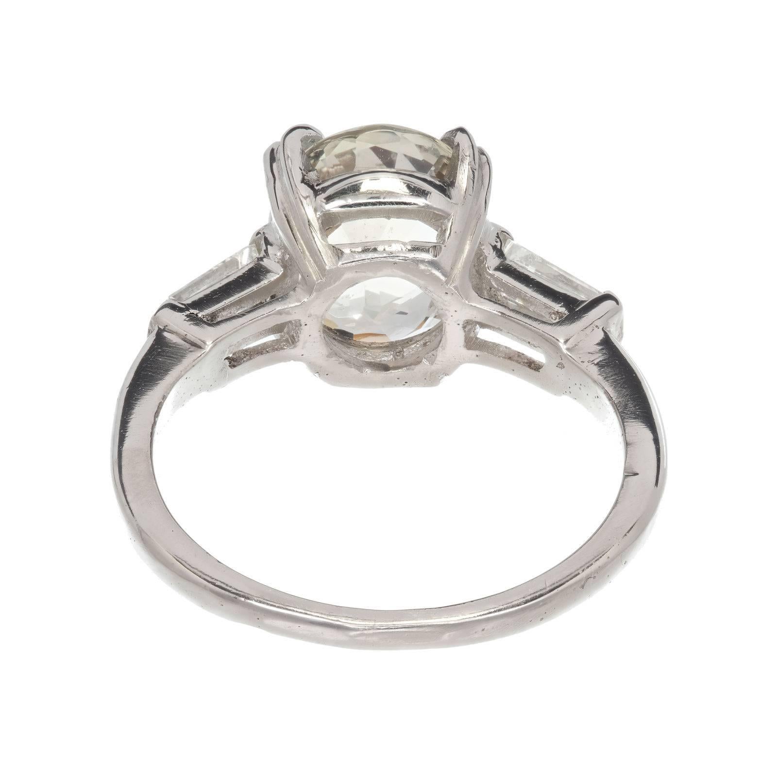 Peter Suchy Bague de fiançailles en platine avec saphir ovale naturel de 3,13 carats et diamants Pour femmes en vente