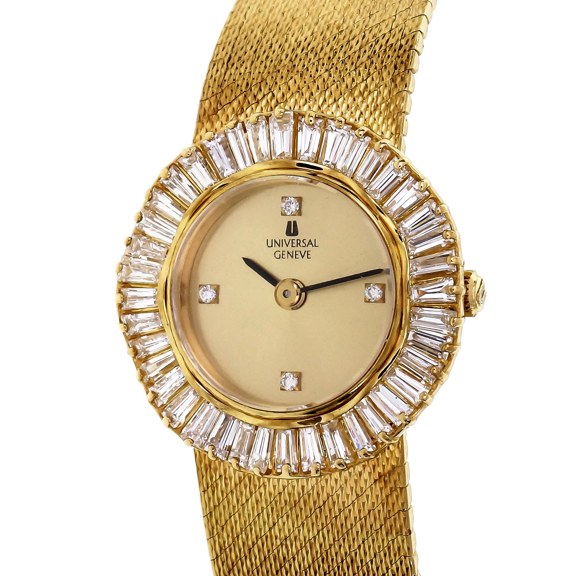 Ladies Vintage Universal Geneve 18 Karat Yellow Gold Watch Cal. 42 For