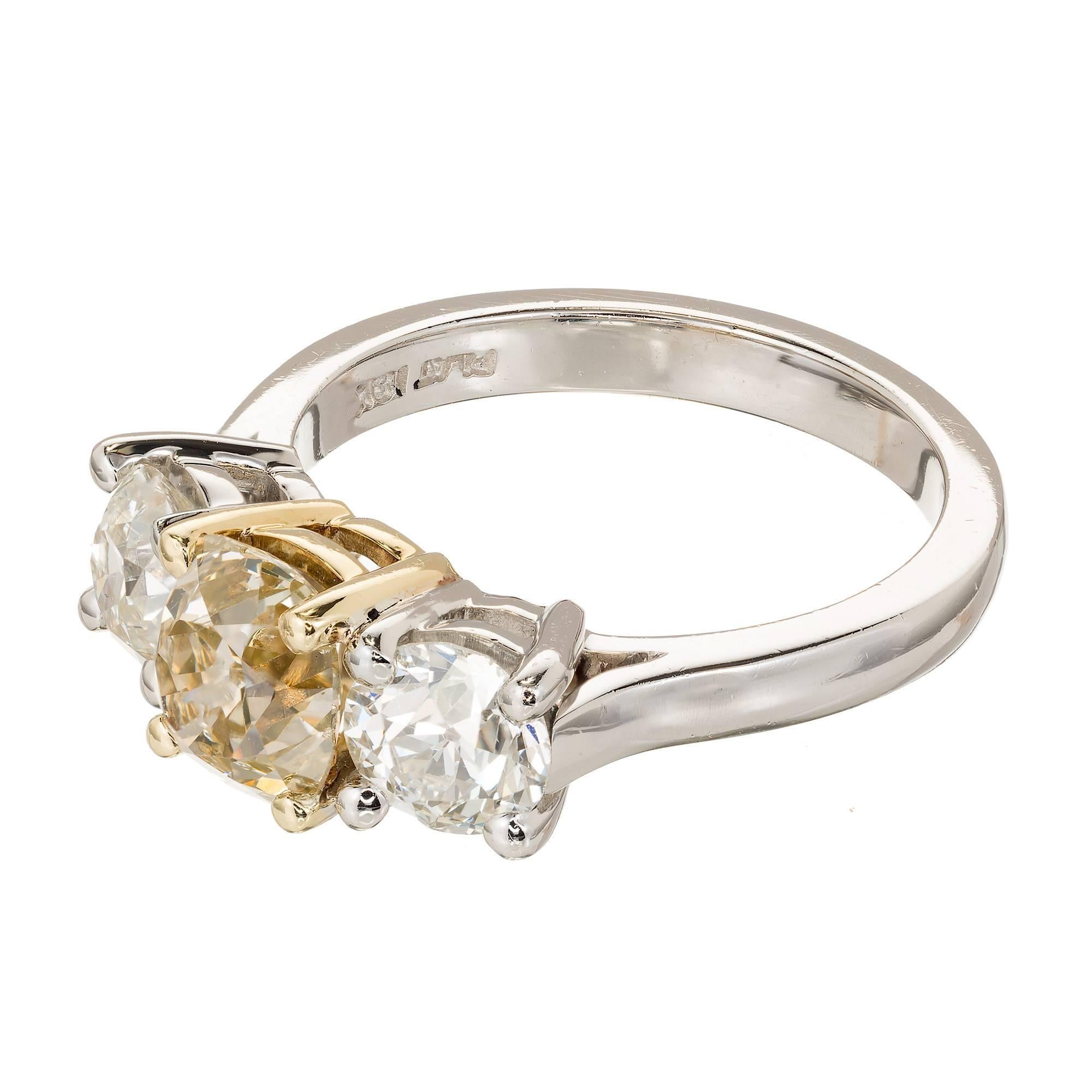 Peter Suchy 2.78 Carat Three-Stone Fancy Yellow Diamond Platinum Engagement Ring 5