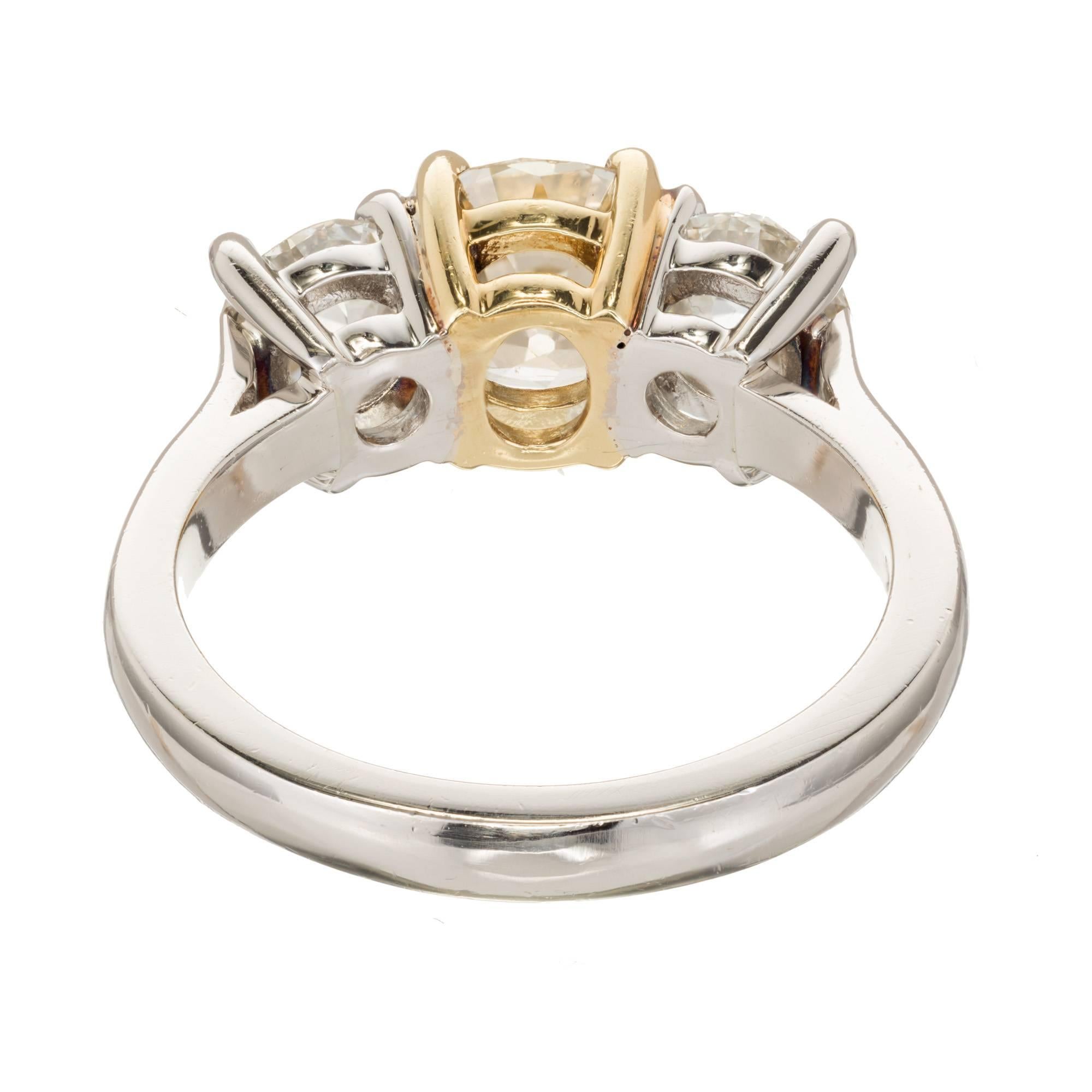 Peter Suchy 2.78 Carat Three-Stone Fancy Yellow Diamond Platinum Engagement Ring 2