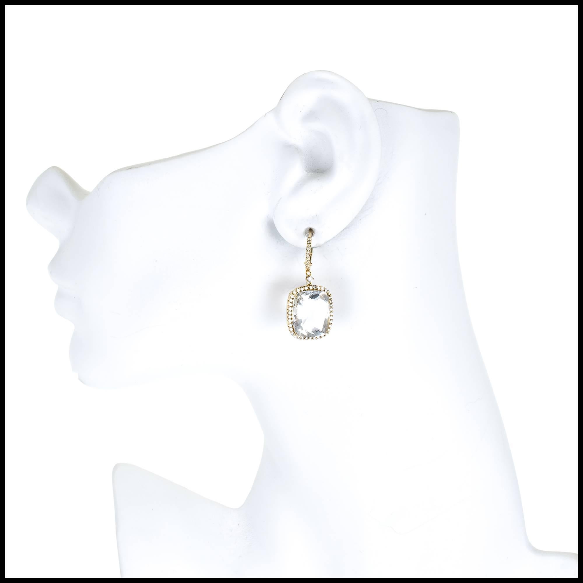 Pendants d'oreilles en or avec diamants et quartz bleu vert de 15,70 carats Pour femmes en vente