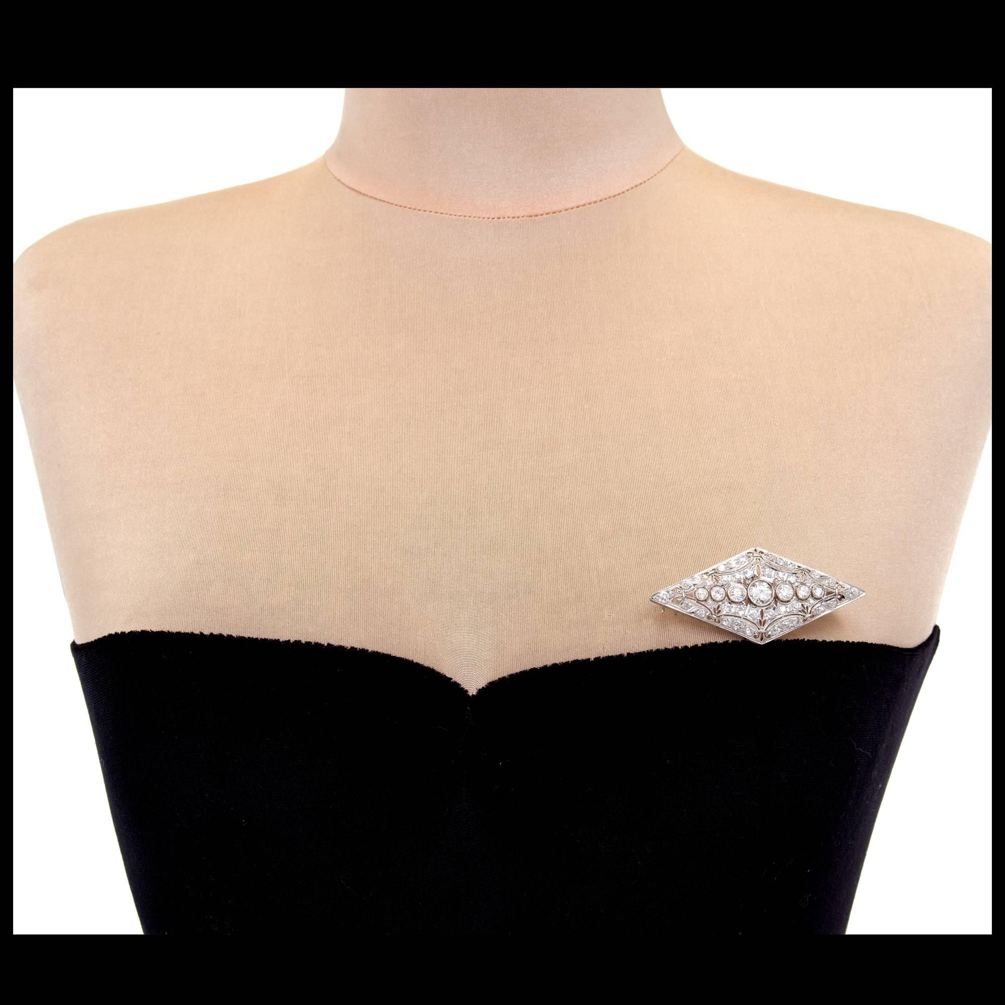 3.75 Carat Art Deco Old European Diamond Platinum Gold Brooche In Good Condition For Sale In Stamford, CT