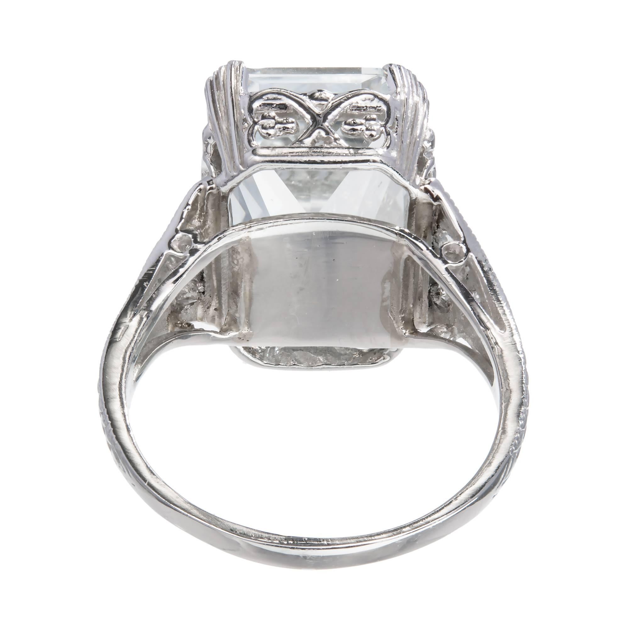 Art Deco Natural Aquamarine Diamond Platinum Ring In Good Condition In Stamford, CT