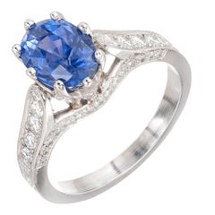 Peter Suchy Anello di fidanzamento in platino con diamante e zaffiro blu fiordaliso da 2.91 carati