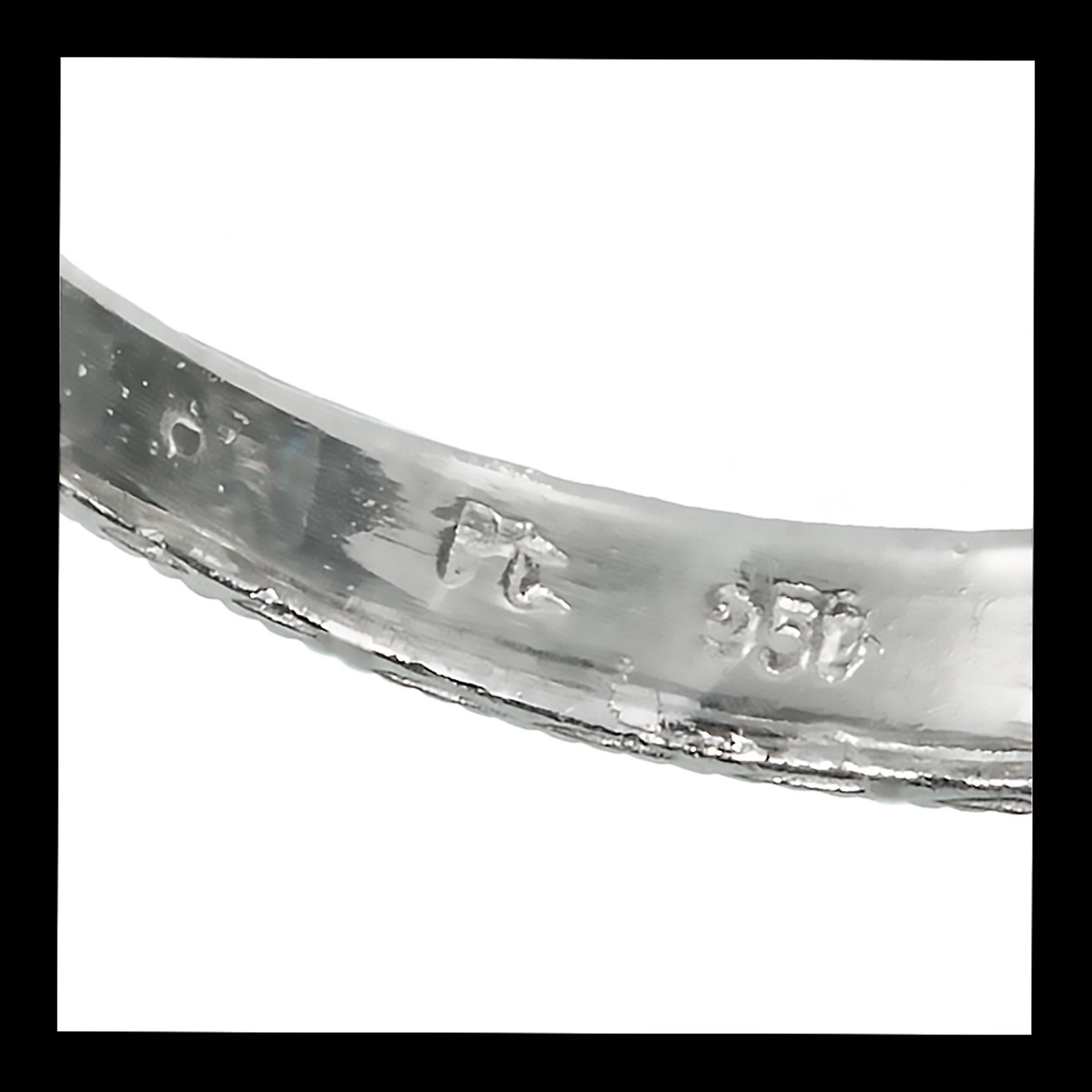 Modern 1.12 Carat Diamond Three-Stone Platinum Engagement Ring For Sale