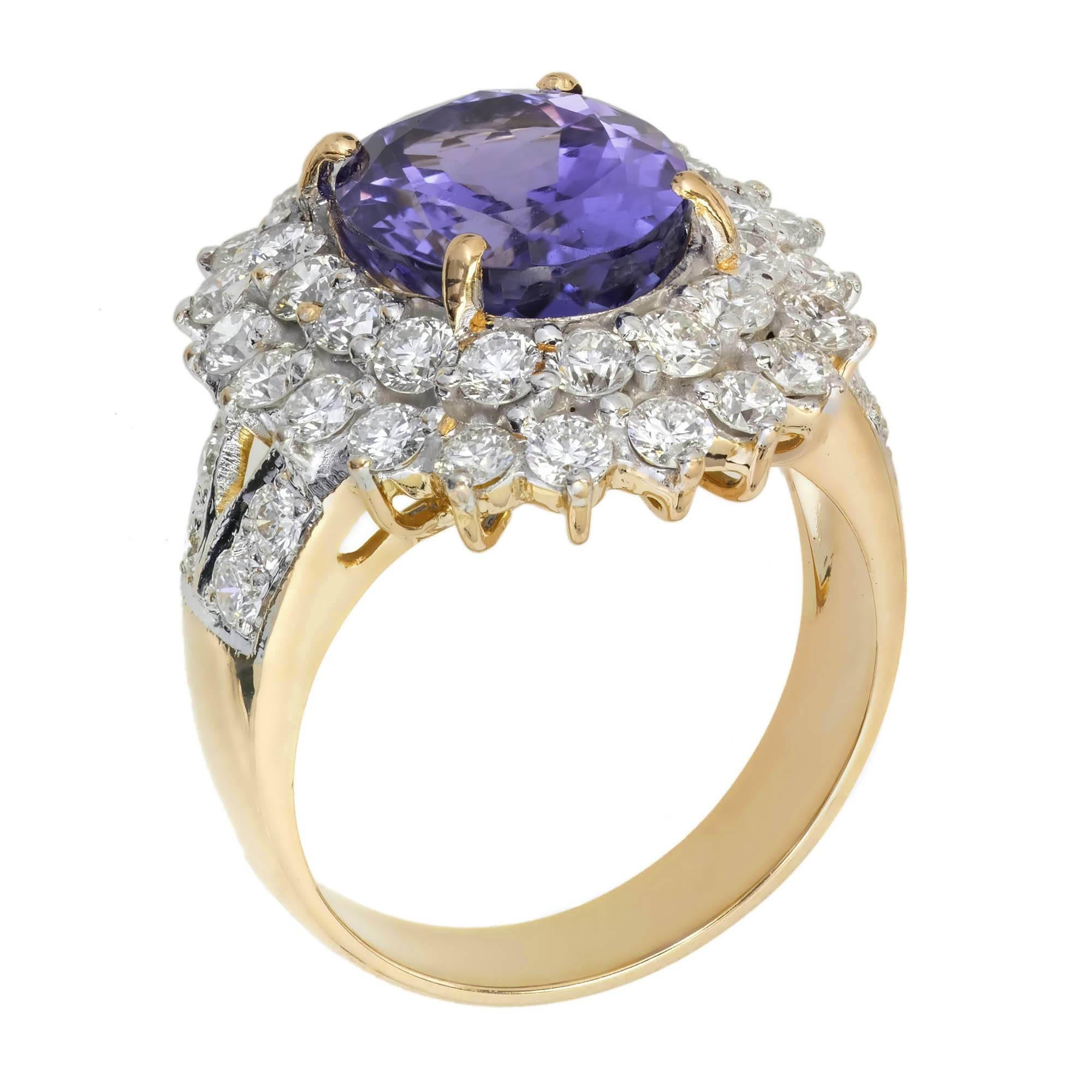 Oval Cut 5.17 Carat Oval Purple Blue Tanzanite Diamond Gold Cocktail Ring For Sale
