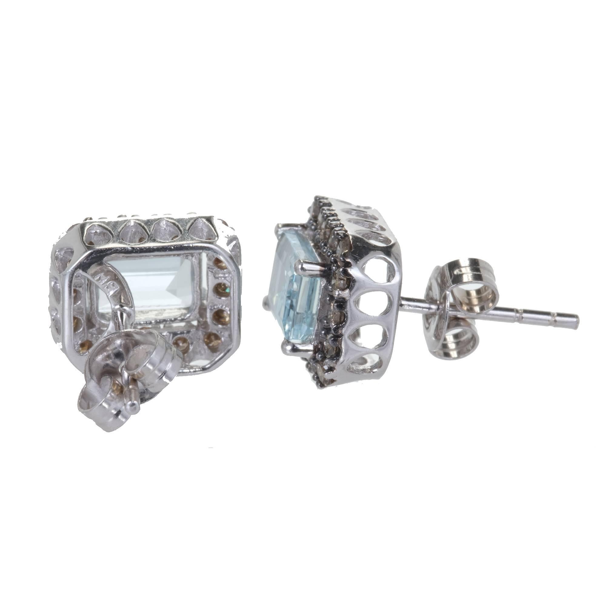 1.75 Carat Emerald Cut Aquamarine Brown Diamond Gold Stud Earrings In Good Condition For Sale In Stamford, CT