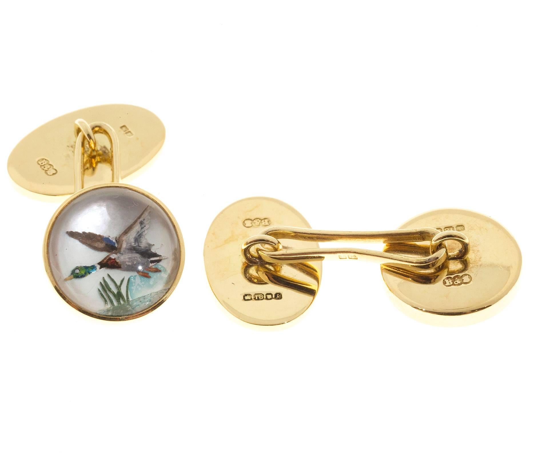 Round Cut B + S Carved Crystal Duck Pheasant Gold Men's Cufflinks For Sale