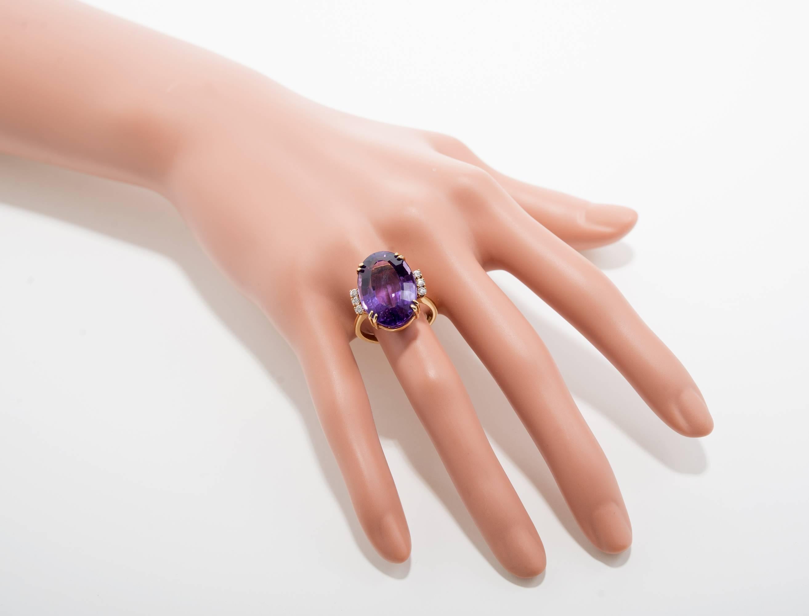 Women's Oval Amethyst Round Diamond Gold Wire Ring