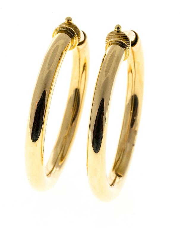 Italian Non Pierced Gold Hoop Earrings For Sale at 1stDibs spring
