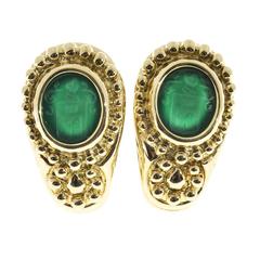 Italian Carved Hardstone Chrysophase Gold Textured Clip Earrings 11