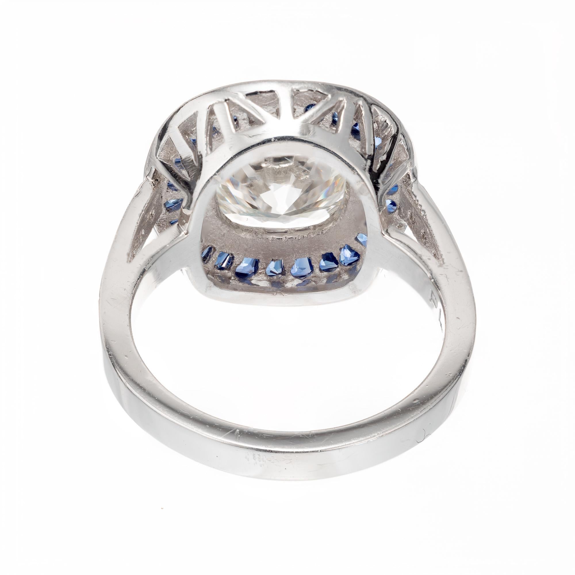 Bague de fiançailles en platine avec halo de diamants et saphirs de 3,29 carats certifiés par le GIA Pour femmes en vente