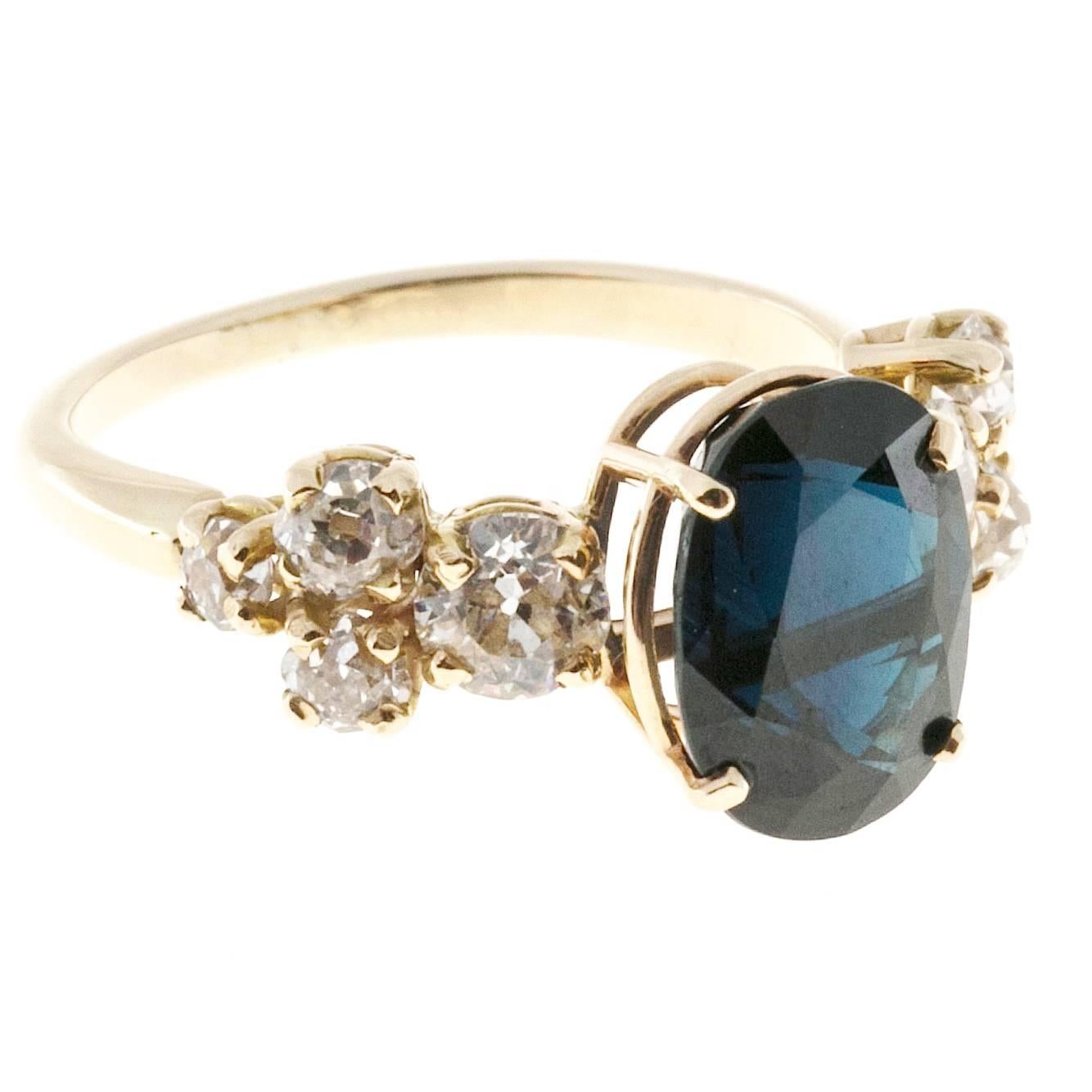 Women's Blue Oval Sapphire Diamond Gold Engagement Ring