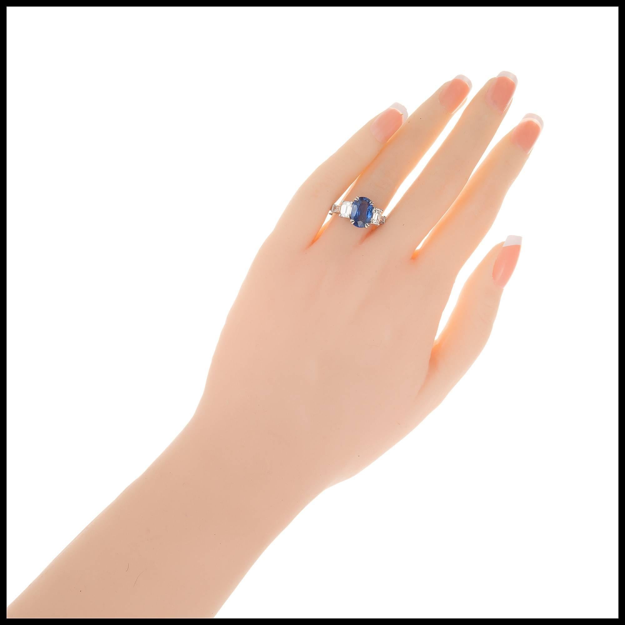 Taille ovale Peter Suchy, bague de fiançailles en platine avec saphir bleu naturel de 3,44 carats et diamant en vente