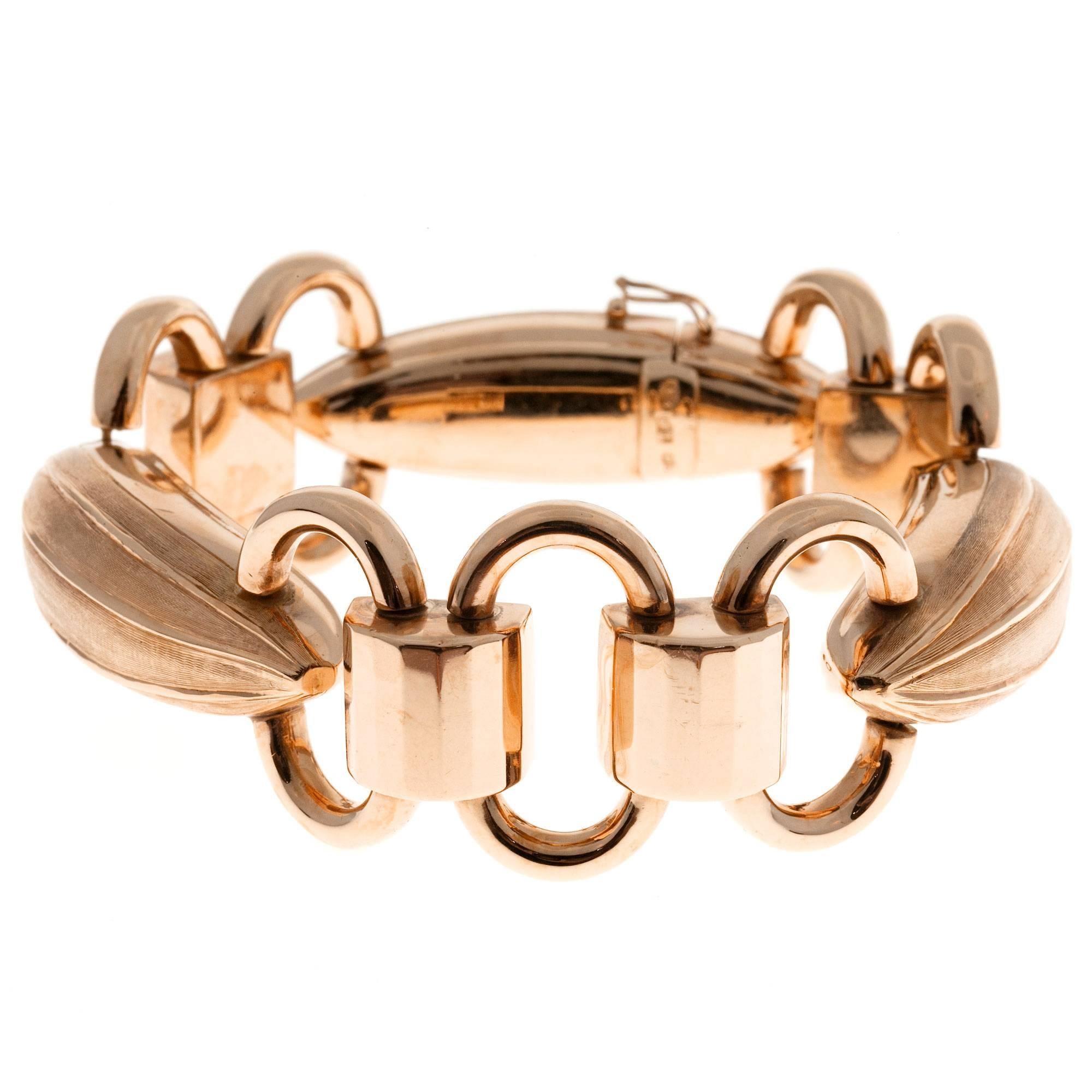 1940s Hinged Gold Link Bracelet