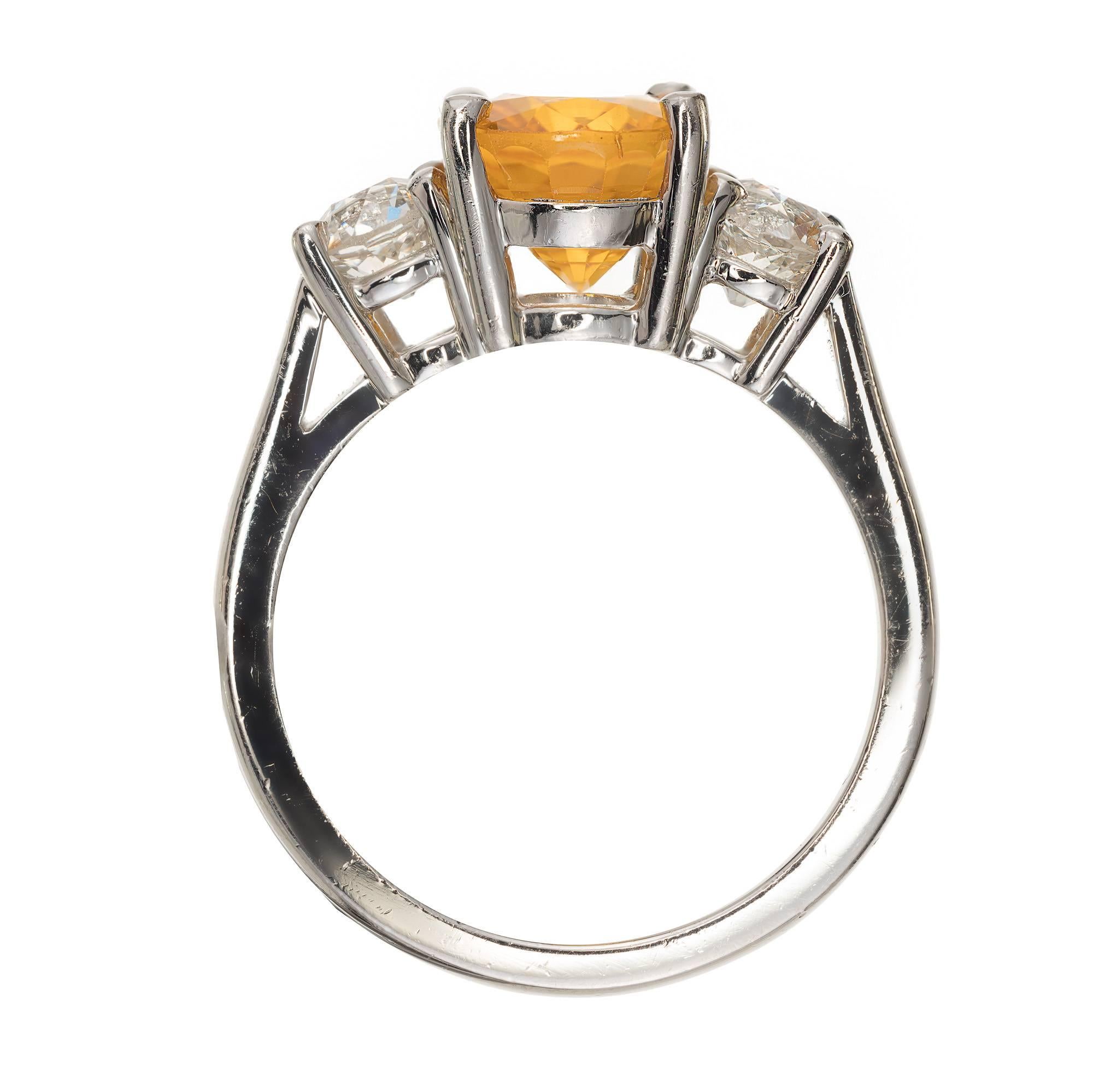 Bague de fiançailles Peter Suchy en platine avec saphir orange de 3,29 carats et diamants en vente 2