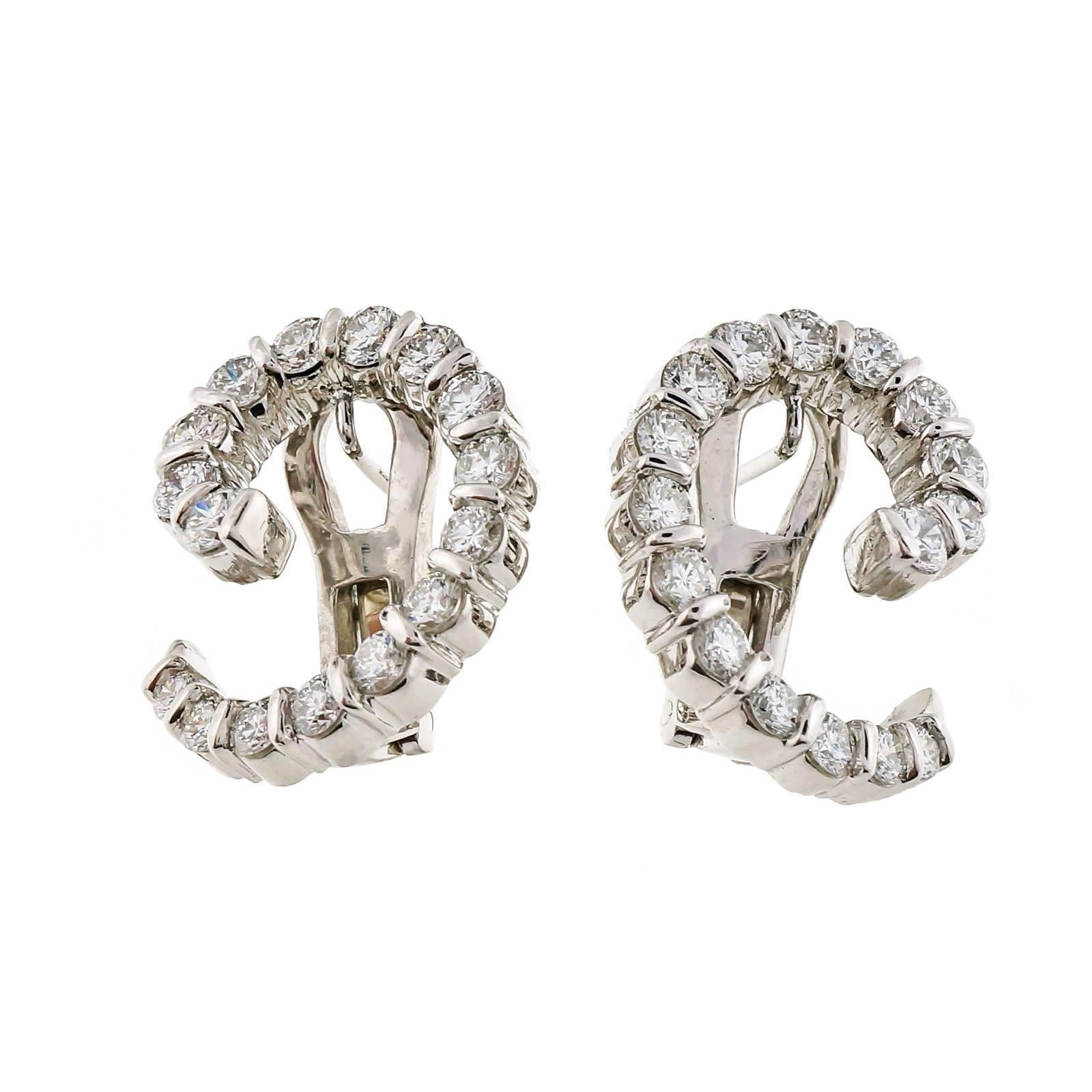 Gemlok Diamond Swirl Platinum Clip Post Earrings In Good Condition In Stamford, CT