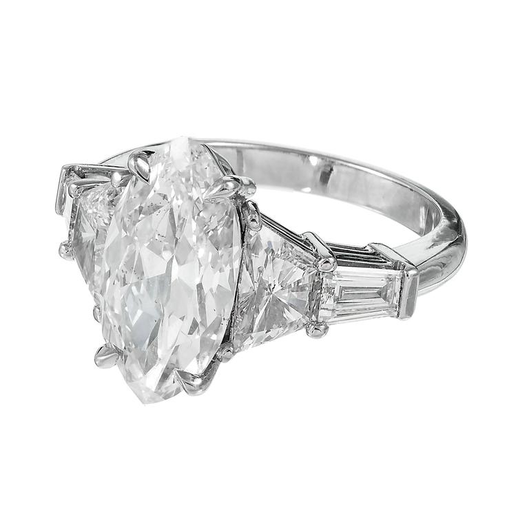 Diamond Platinum Engagement Ring For Sale at 1stdibs
