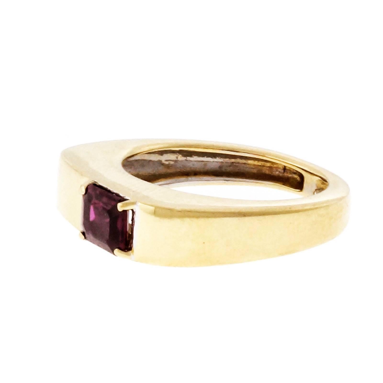 Ruby Yellow Gold Ring 2
