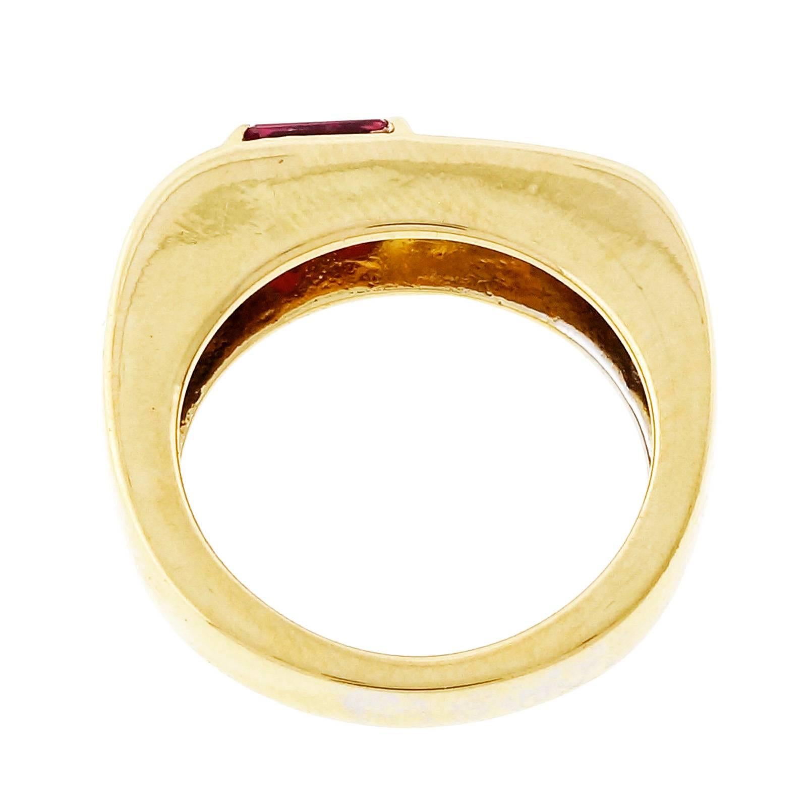 Women's Ruby Yellow Gold Ring