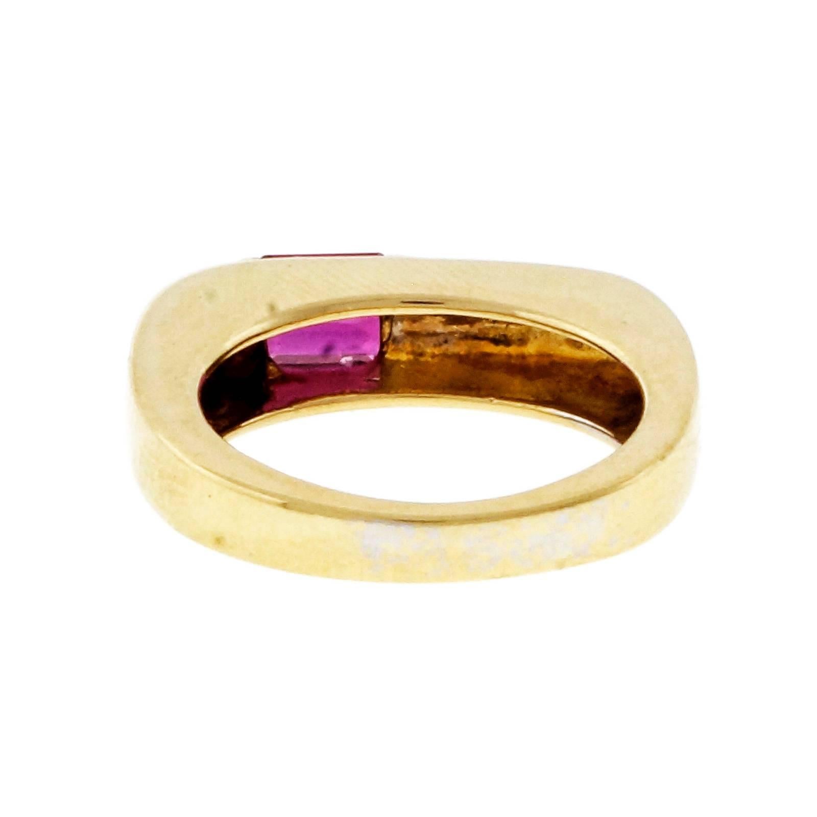 Ruby Yellow Gold Ring In Good Condition In Stamford, CT