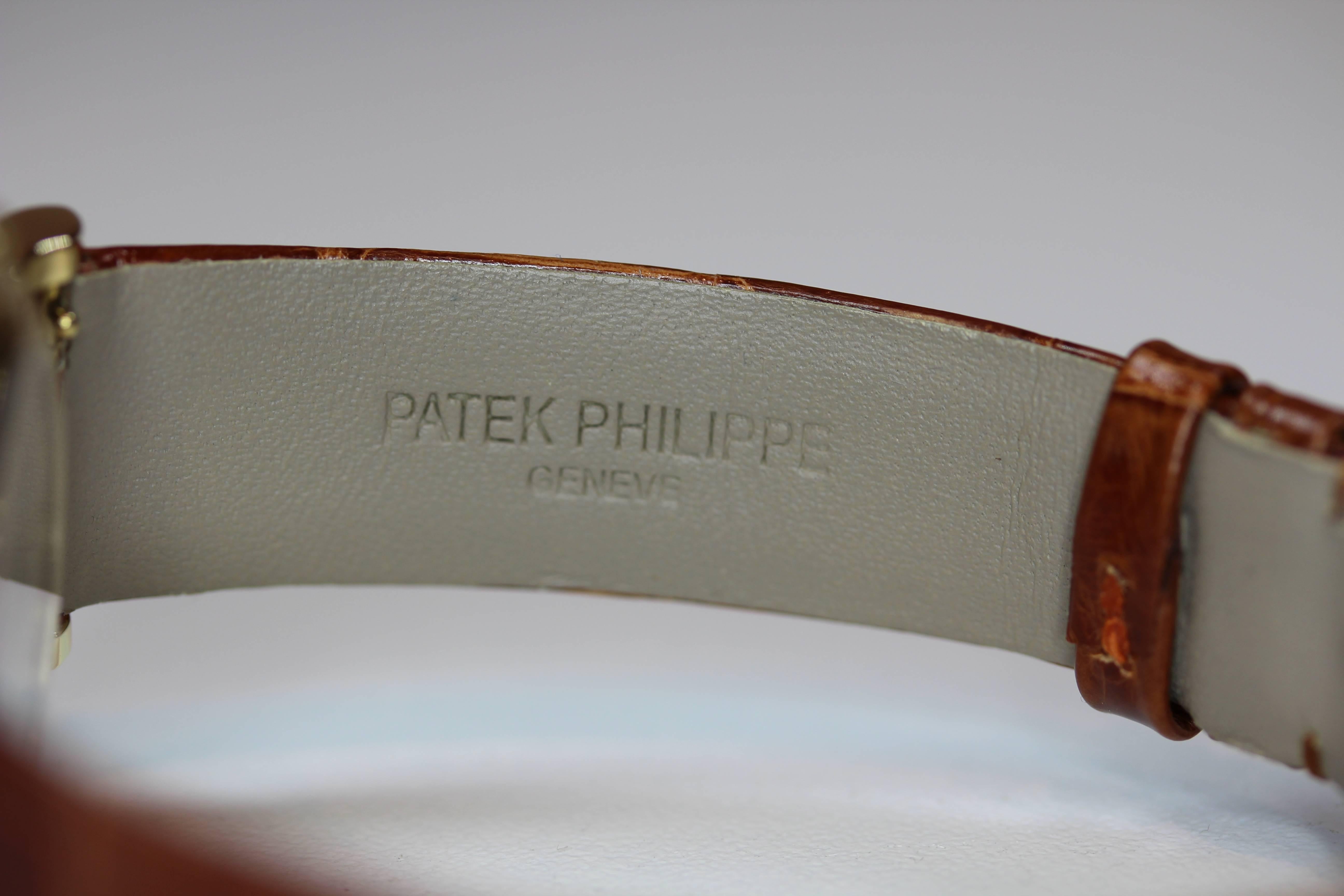 Patek Philippe Yellow Gold Calatrava Manual Wind Wristwatch In Excellent Condition In Princeton, NJ