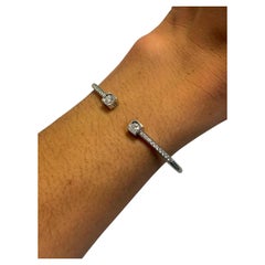 Bracelet ouvert « Le Cube » en or blanc et diamants de Dinh Van