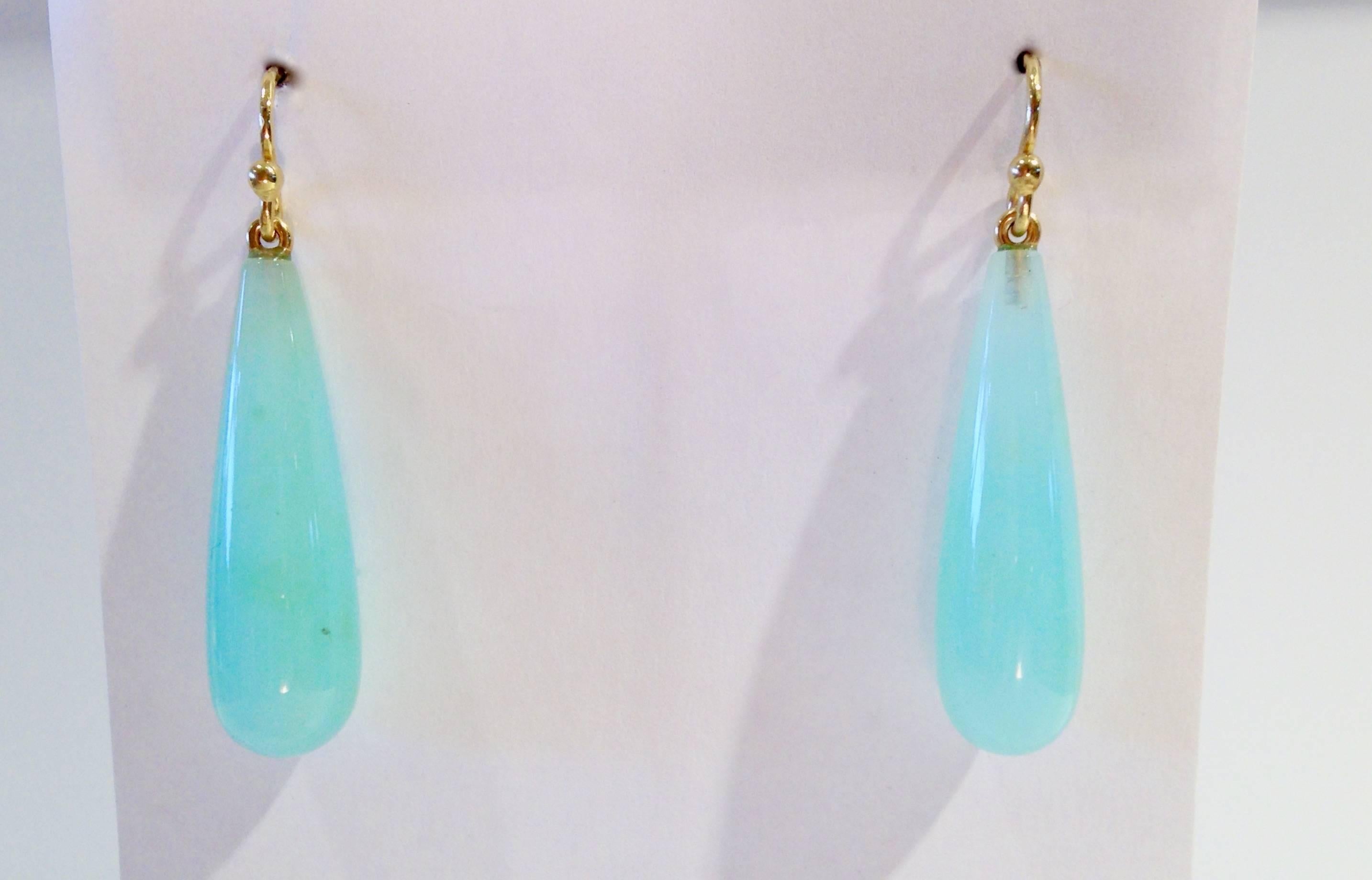 Peruvian Opal Drop Earrings Set in Gold In Excellent Condition In Nantucket, MA