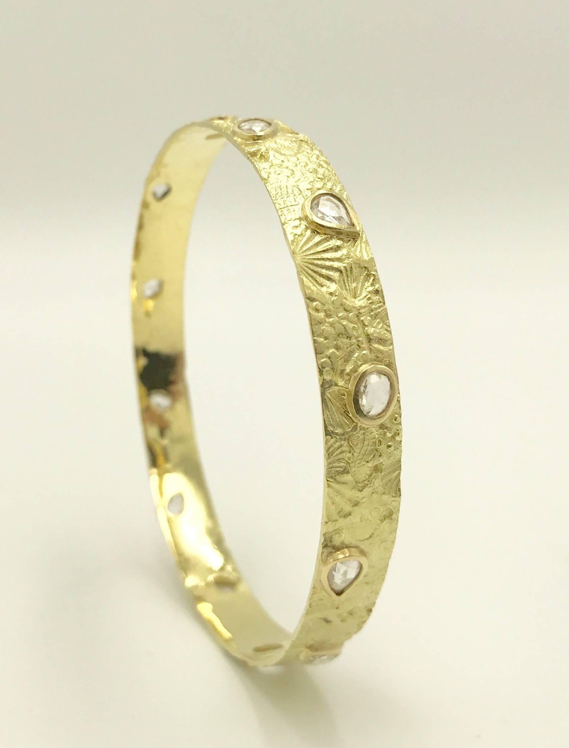 18kt Gold Seascape Bangle with 3.71ct Rose Cut Diamonds For Sale 1