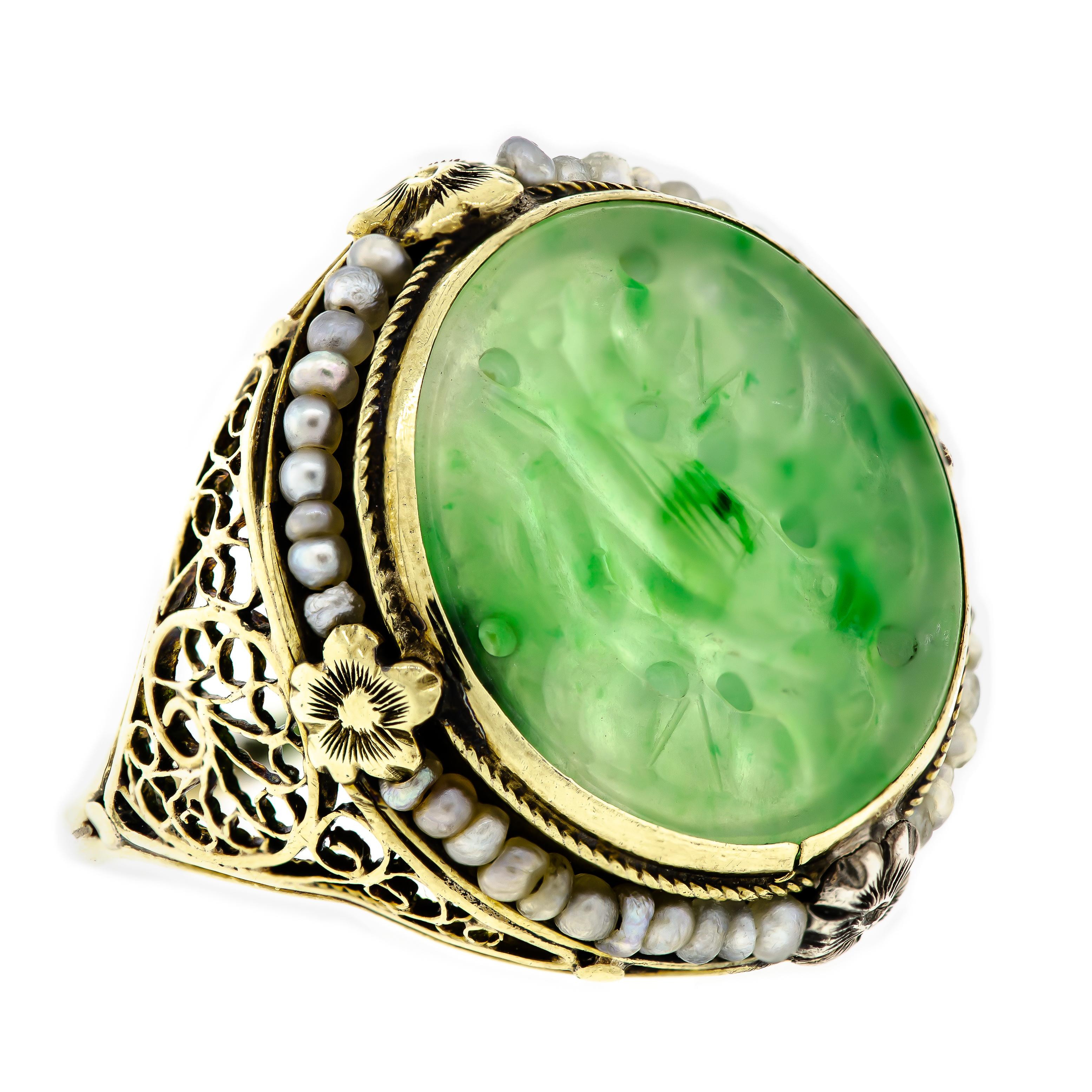 Art Deco Jadeite Seed Pearl 14 Karat Yellow Gold Ring In Good Condition In Lombard, IL