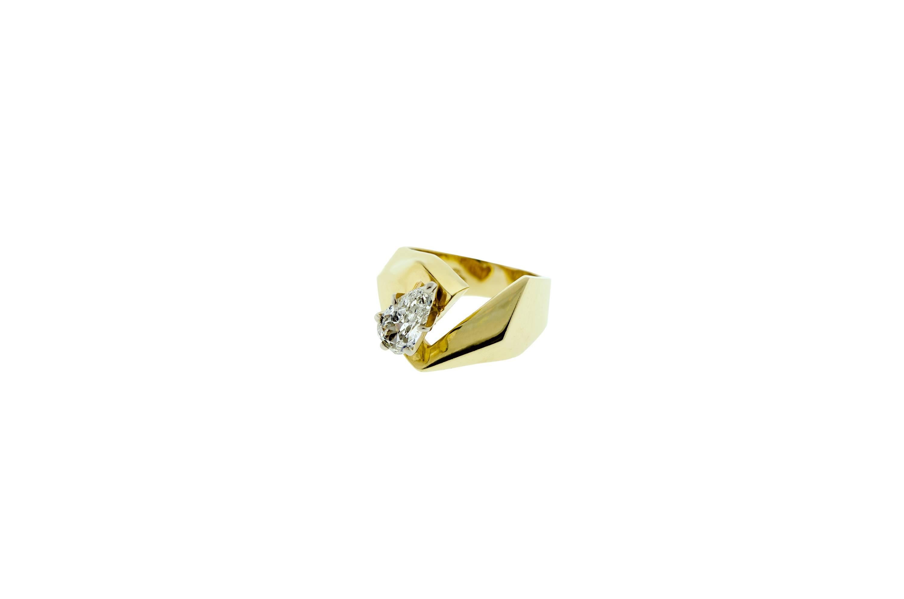 One lady's cast and hand assembled solitaire diamond with set with one prong set pear shaped brilliant cut diamond, measuring 10.50 X 5.41 X 3.41 mm (depth est.) with an approximate weight of 1.11 ct. SI-1,2 I color set into a 14kt yellow gold ring