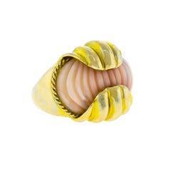 Retro Fluted Coral and 14K Yellow Gold Ring
