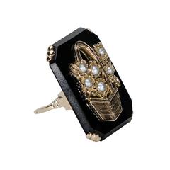 Antique Black Onyx Pearl Yellow Gold Ring