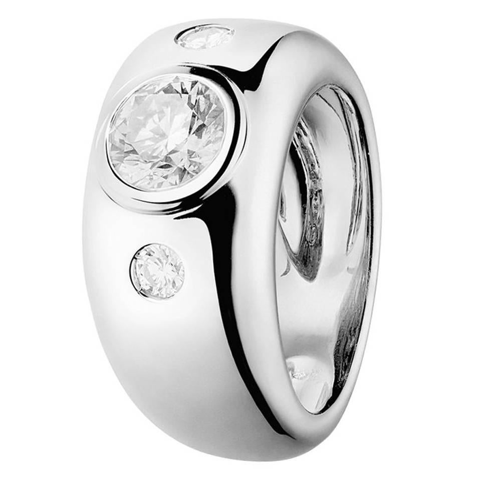 Renesim Broad 18K White Gold Diamond Ring with 3 Brilliants For Sale