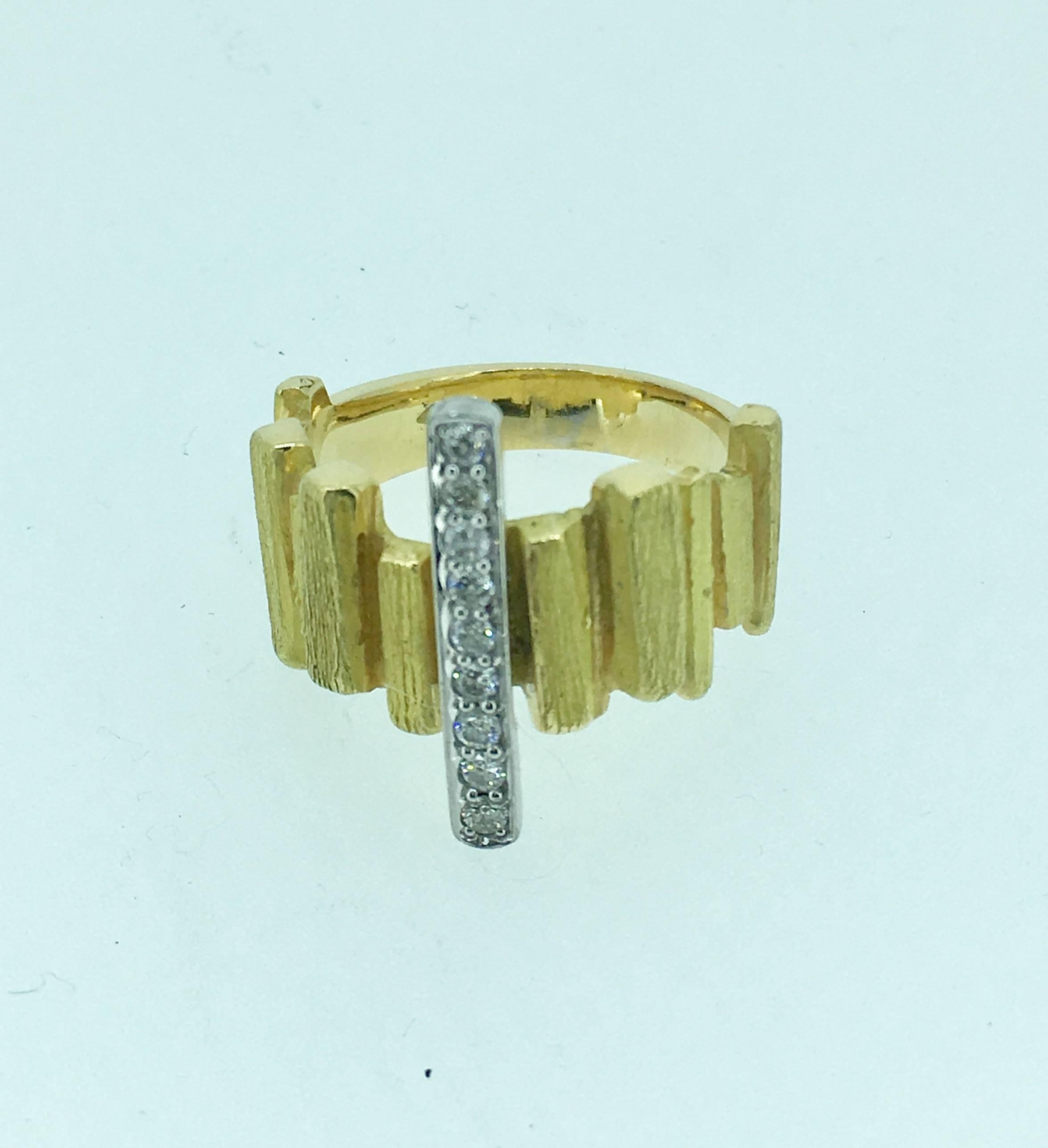 S. Van Giel Modern Gold and Diamond Ring In New Condition For Sale In Antwerpen, BE