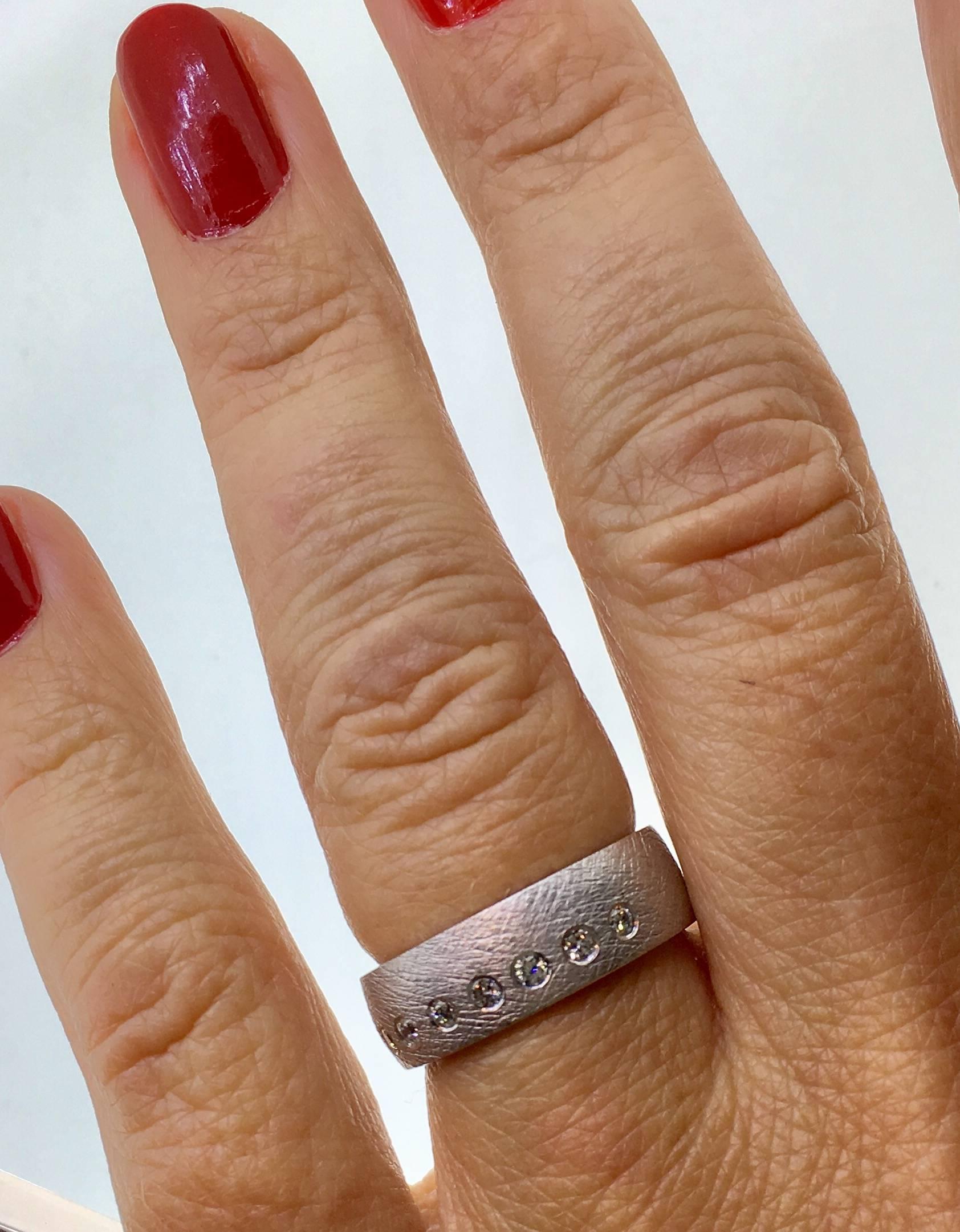 Women's or Men's S. Van Giel Diamond and Gold Modern Wedding Ring For Sale