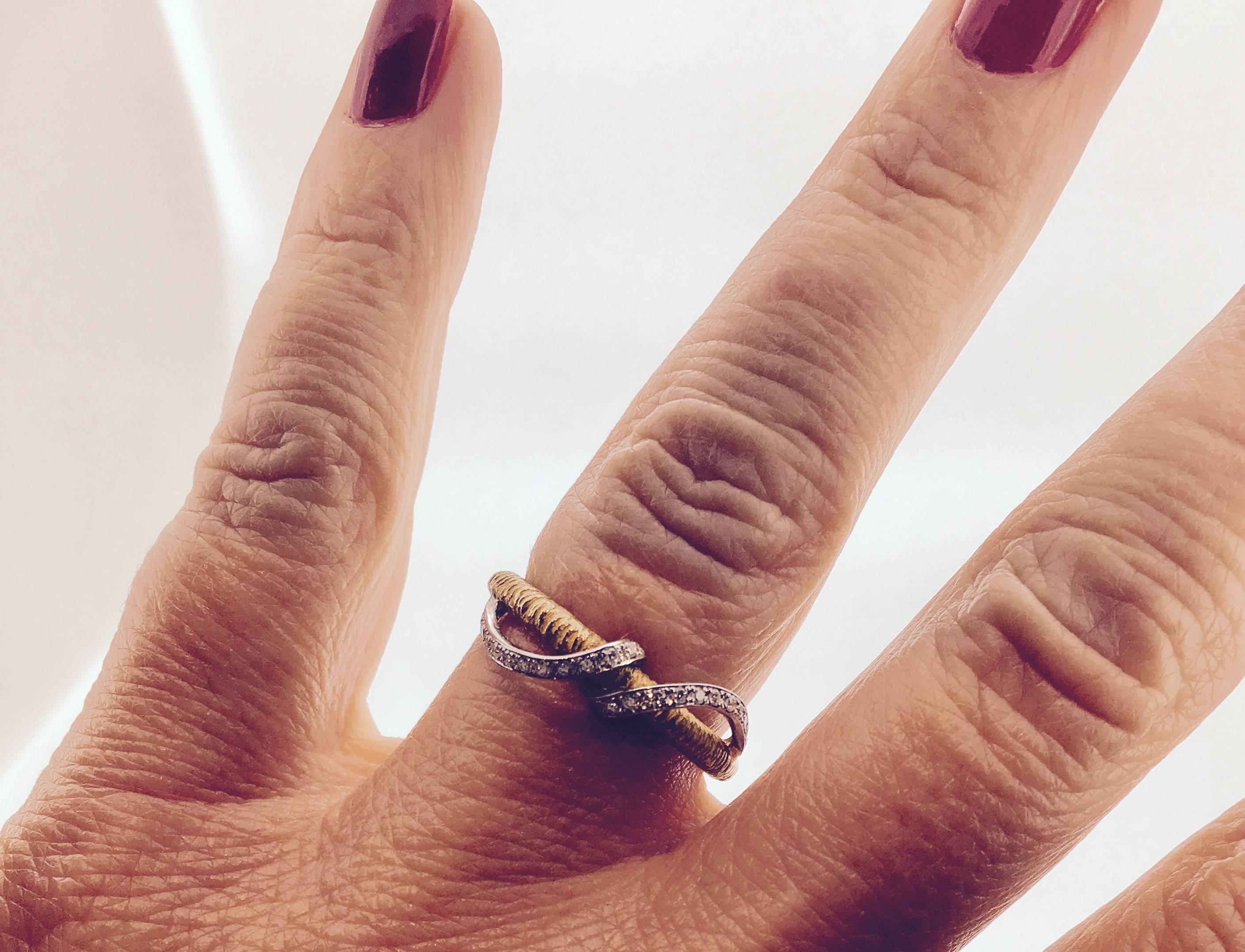 S. Van Giel Diamonds and Gold Modernist wedding Ring In New Condition In Antwerpen, BE