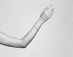 Paige Novick Hinged 18 Karat Yellow Gold Bracelet with Diamond Pave