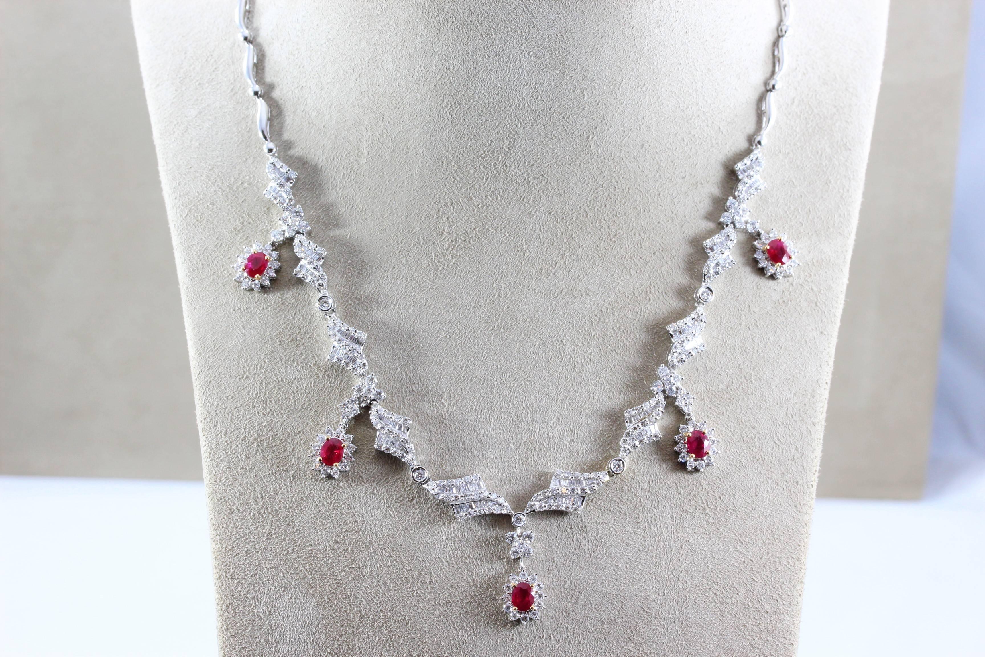 Ruby Diamond Gold Evening Drop Necklace In New Condition For Sale In Beverly Hills, CA