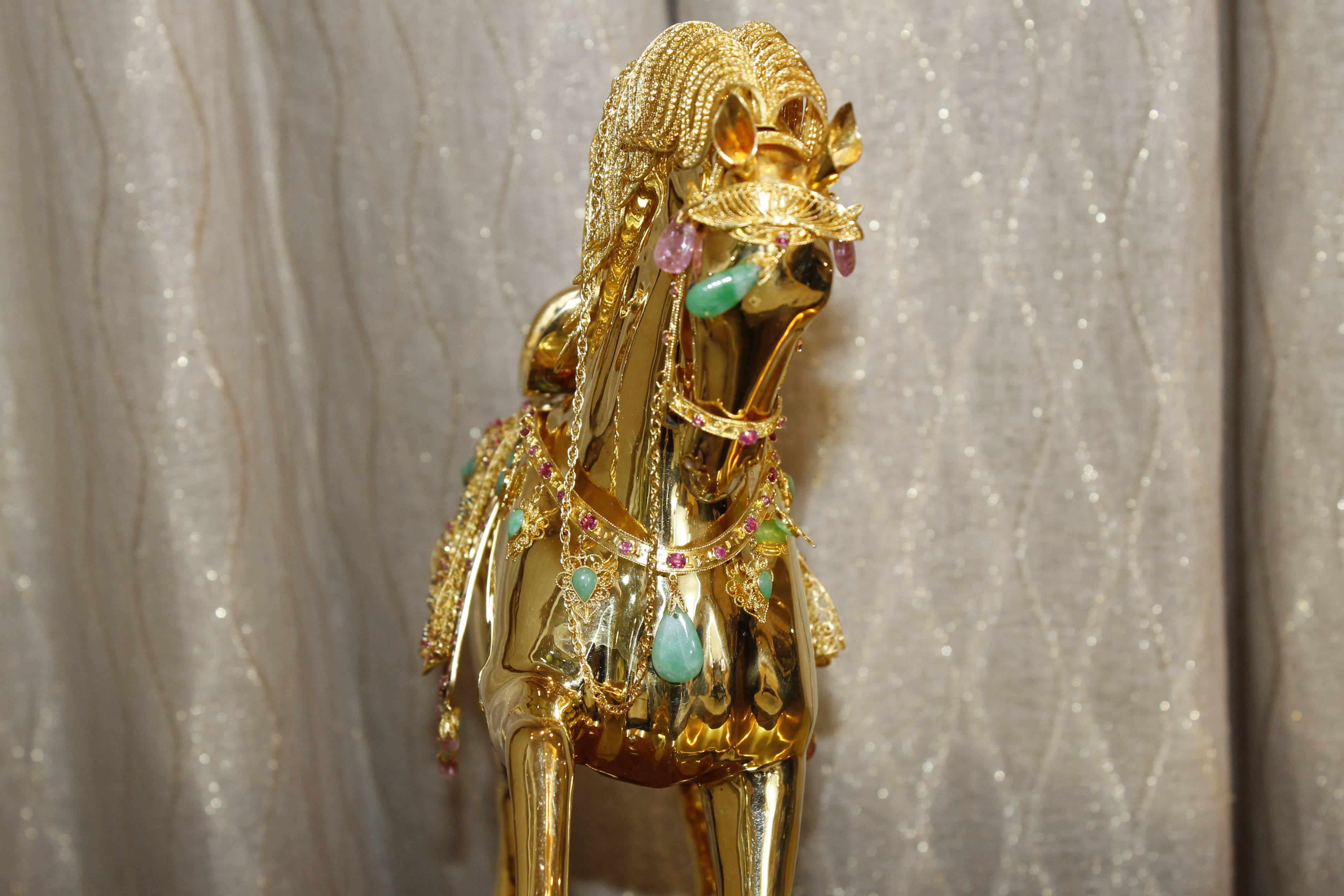 18 Karat Gold Semi Precious Stone Horse In New Condition In Beverly Hills, CA