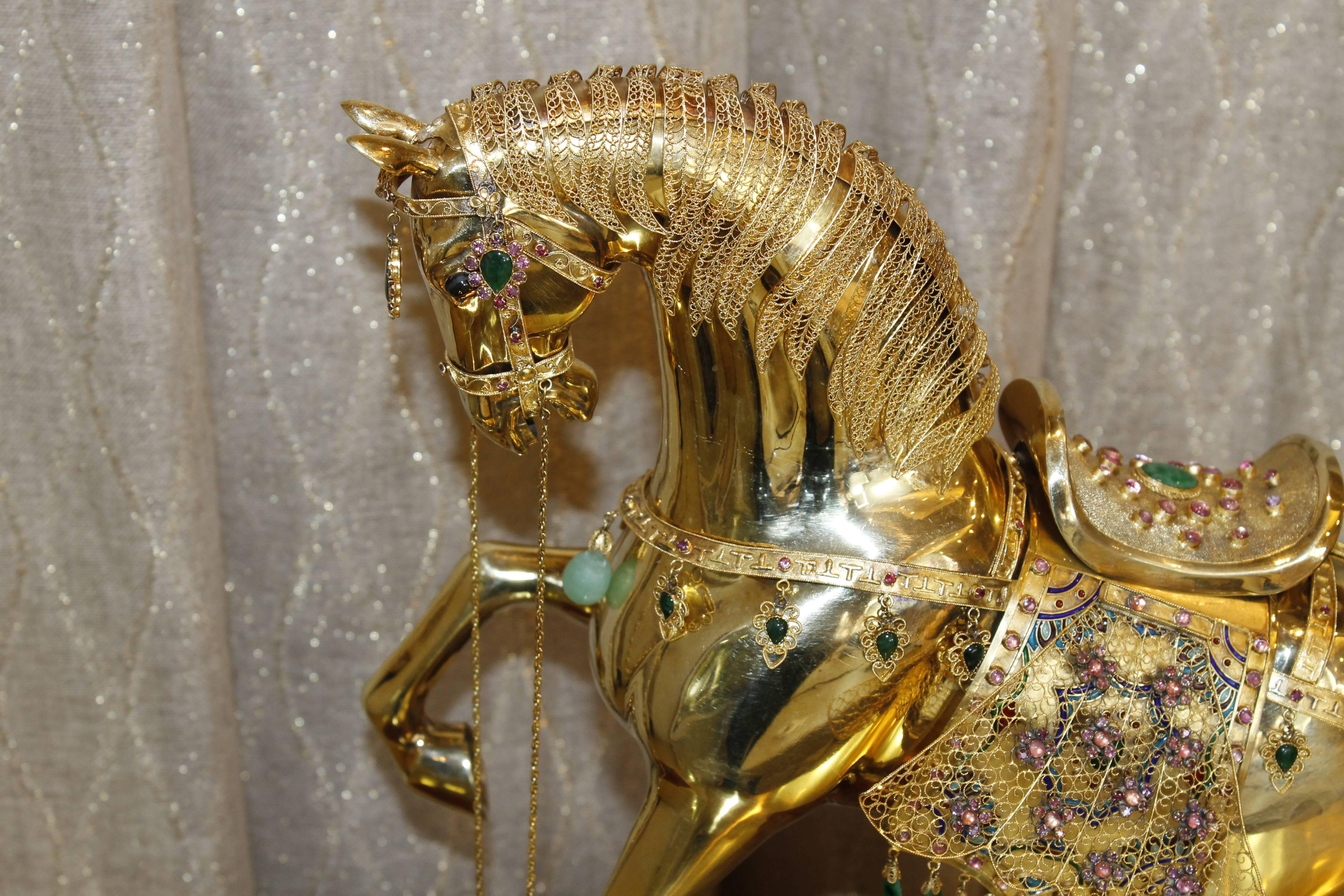 Women's or Men's 14 Karat Semi Precious Stone Horse