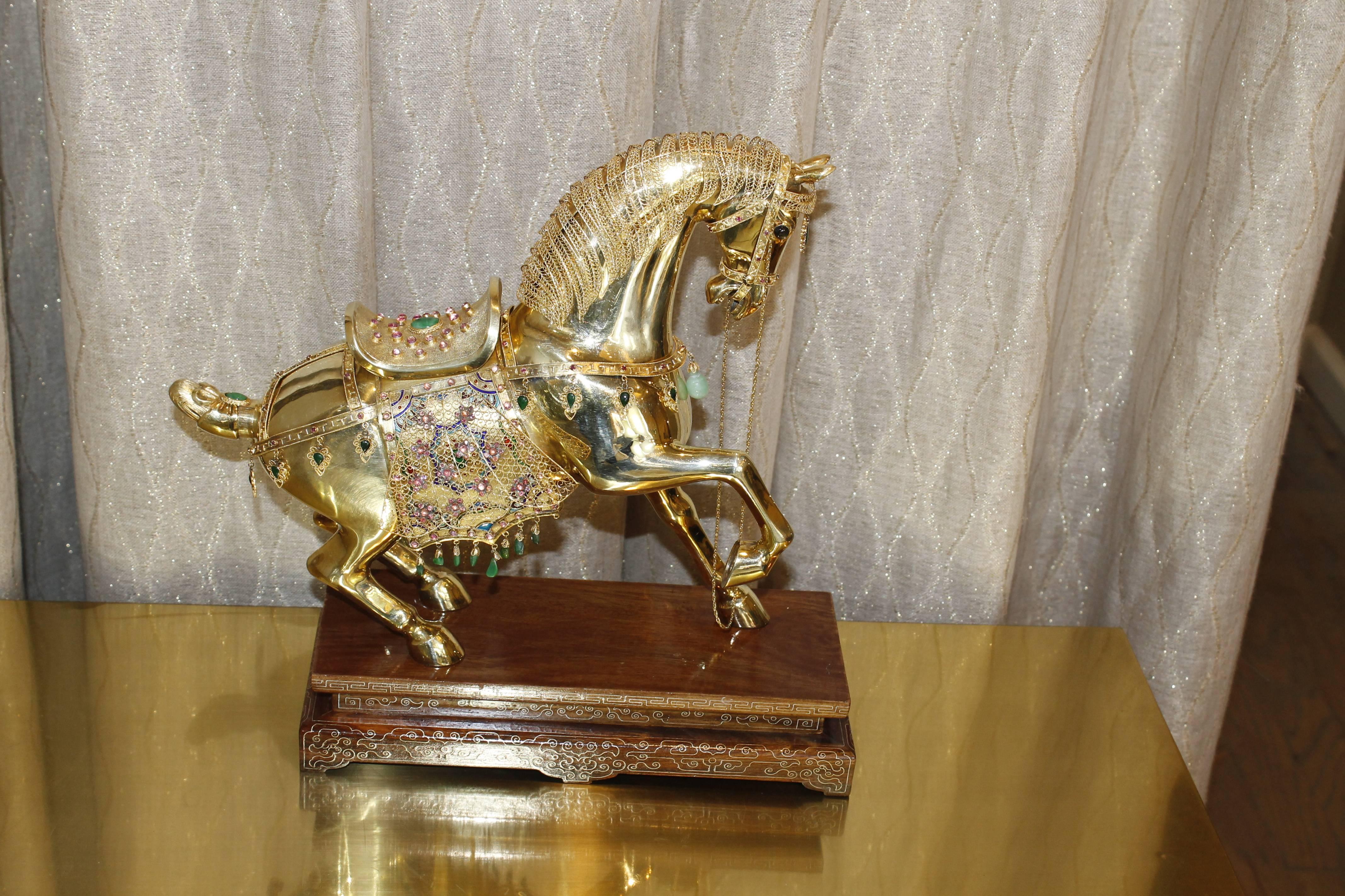 14 Karat Semi Precious Stone Horse 3