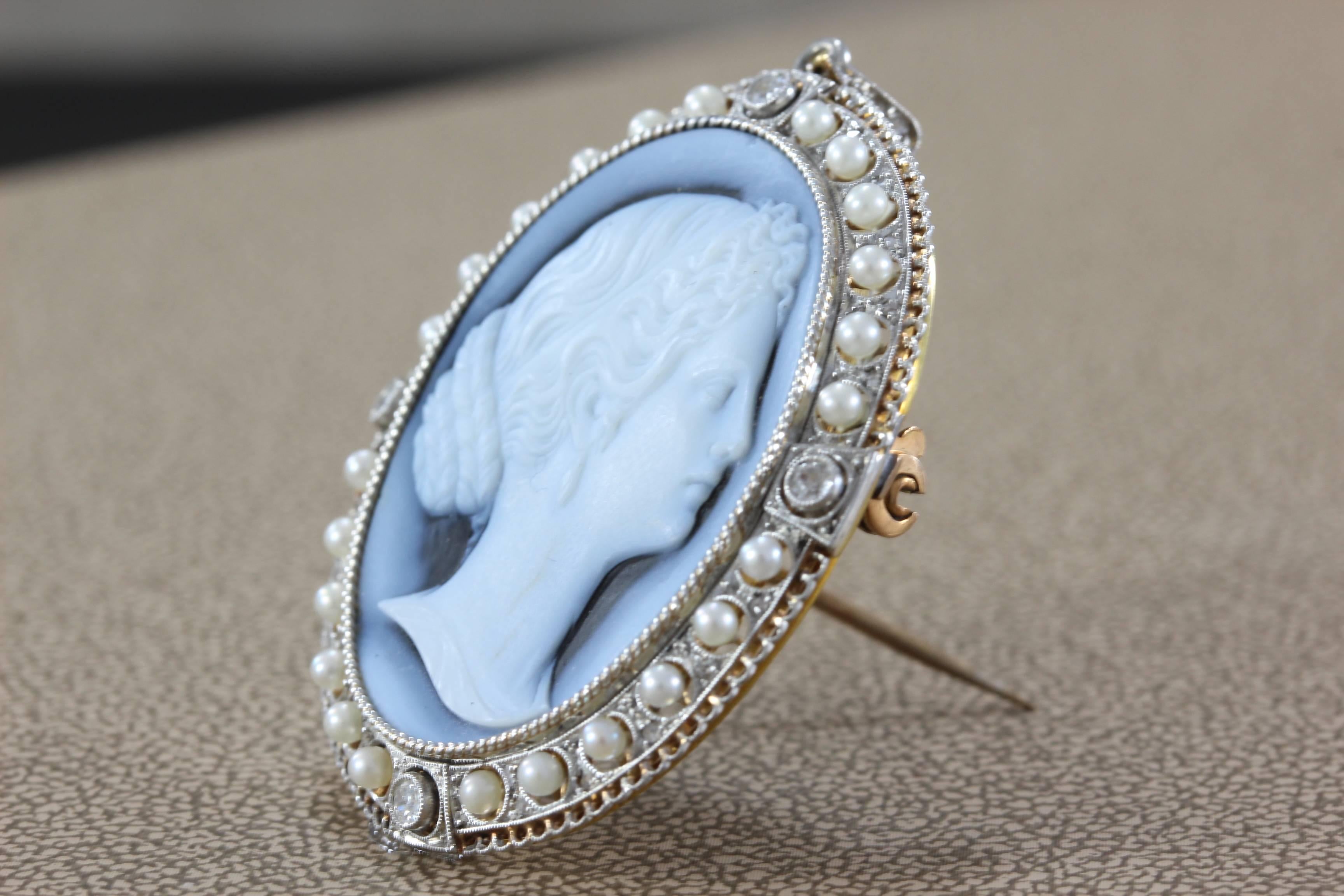 Women's Victorian Hardstone Cameo Diamond Seed Pearl Gold Brooch Pendant
