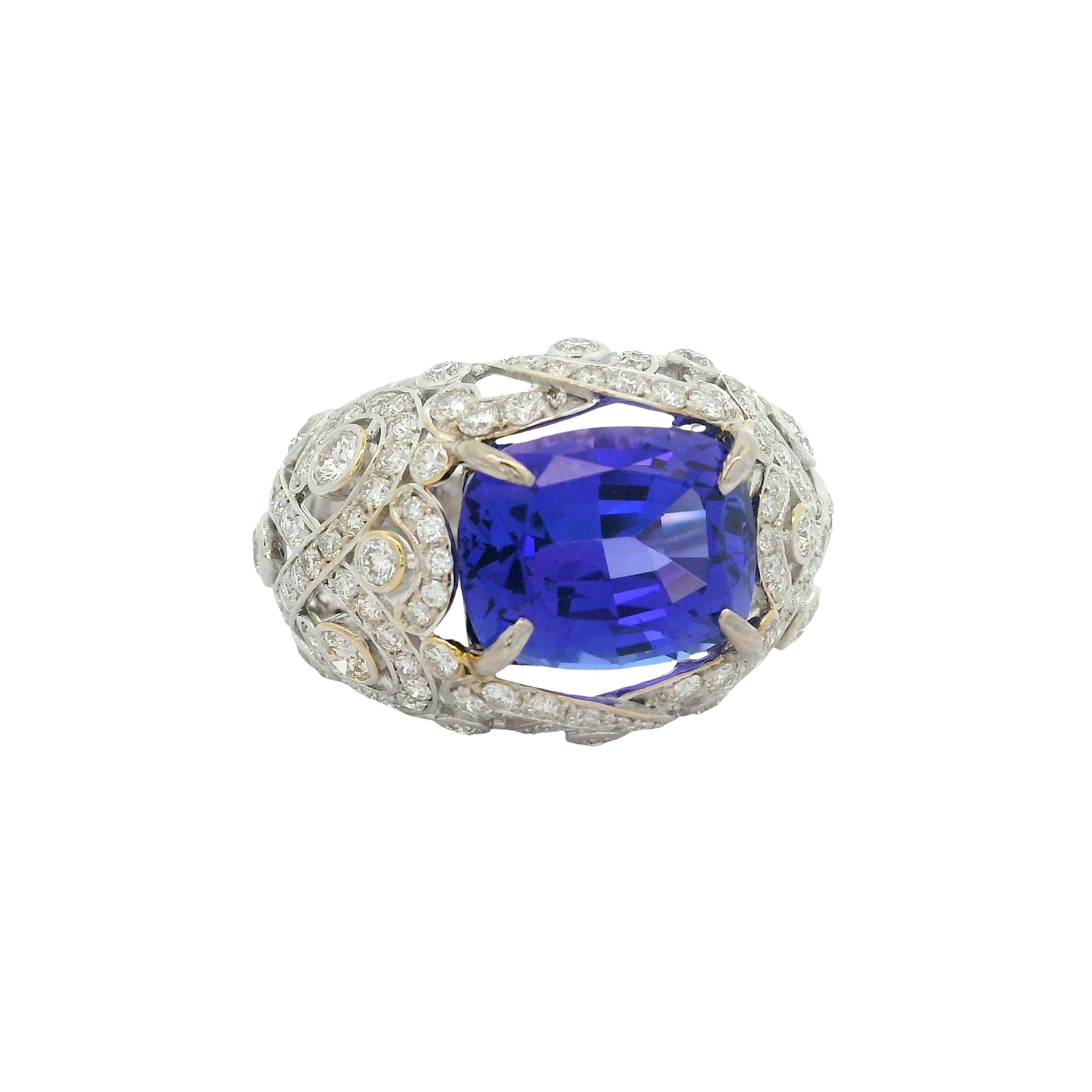 Contemporary 7.49 Carat Tanzanite Diamond 18K White Gold Ring For Sale