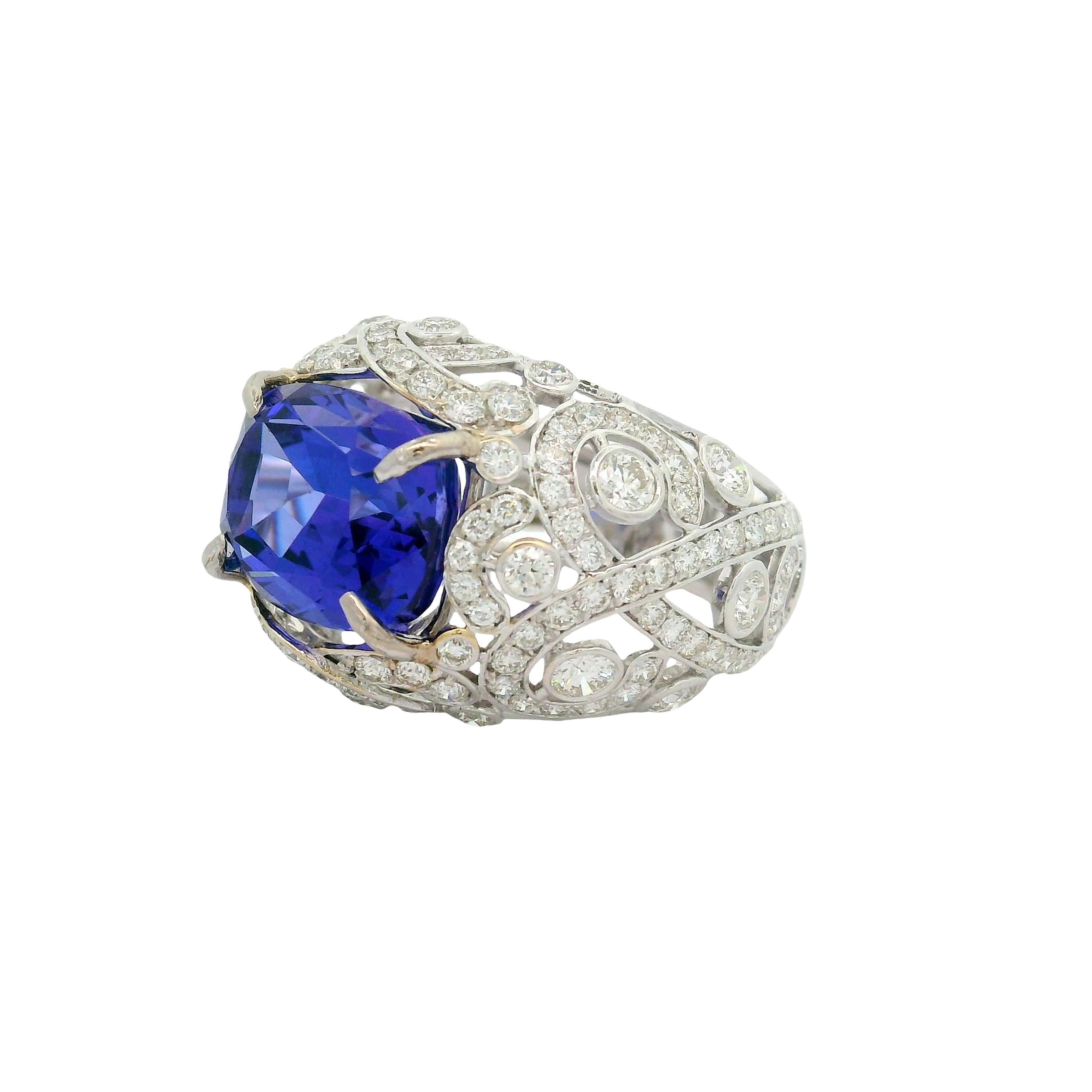 7.49 Carat Tanzanite Diamond 18K White Gold Ring In Excellent Condition For Sale In Beverly Hills, CA