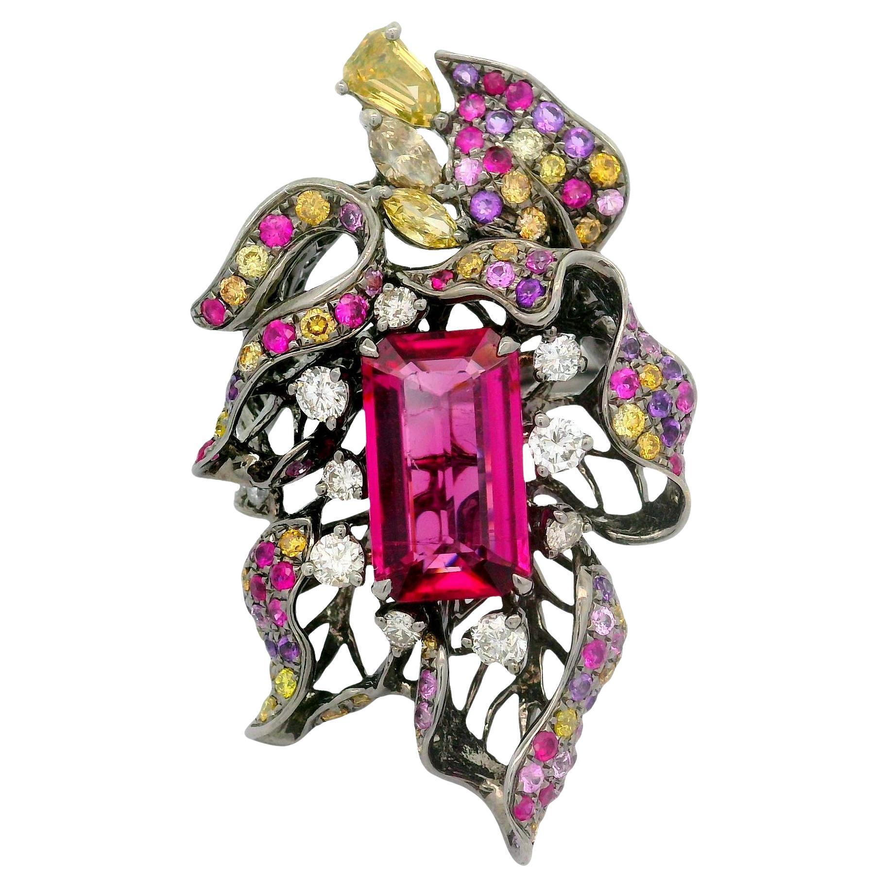3.27 Carat Rubellite Tourmaline Diamant Saphir Bague florale en or 18K