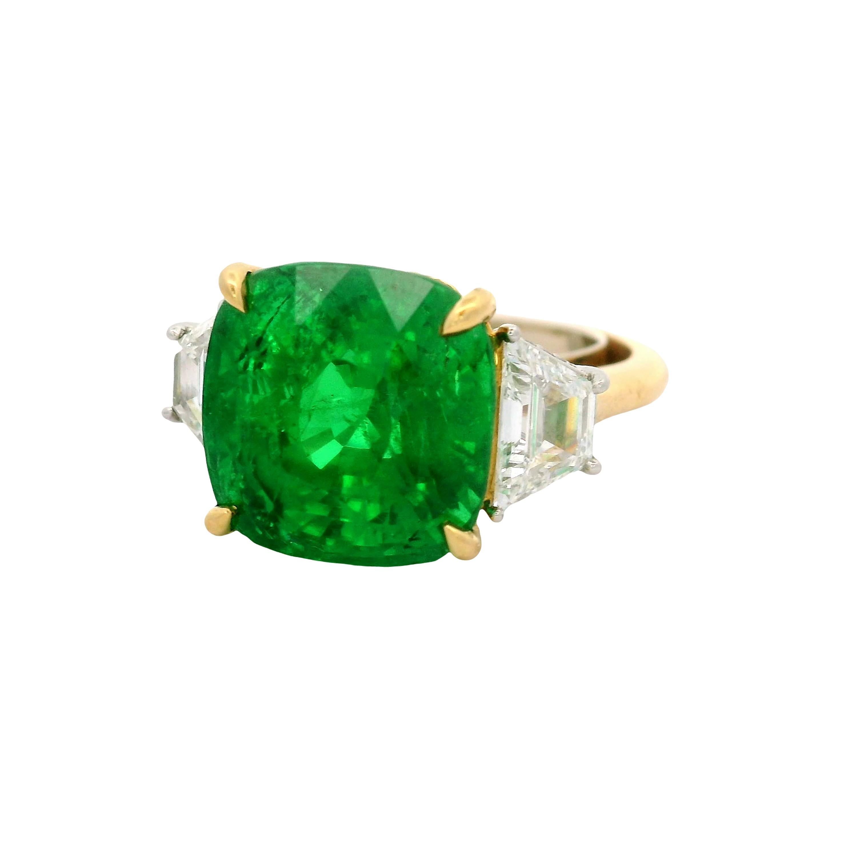 Contemporaneo Eccezionale anello d'oro con granato tsavorite e diamante da 12,55 carati in vendita