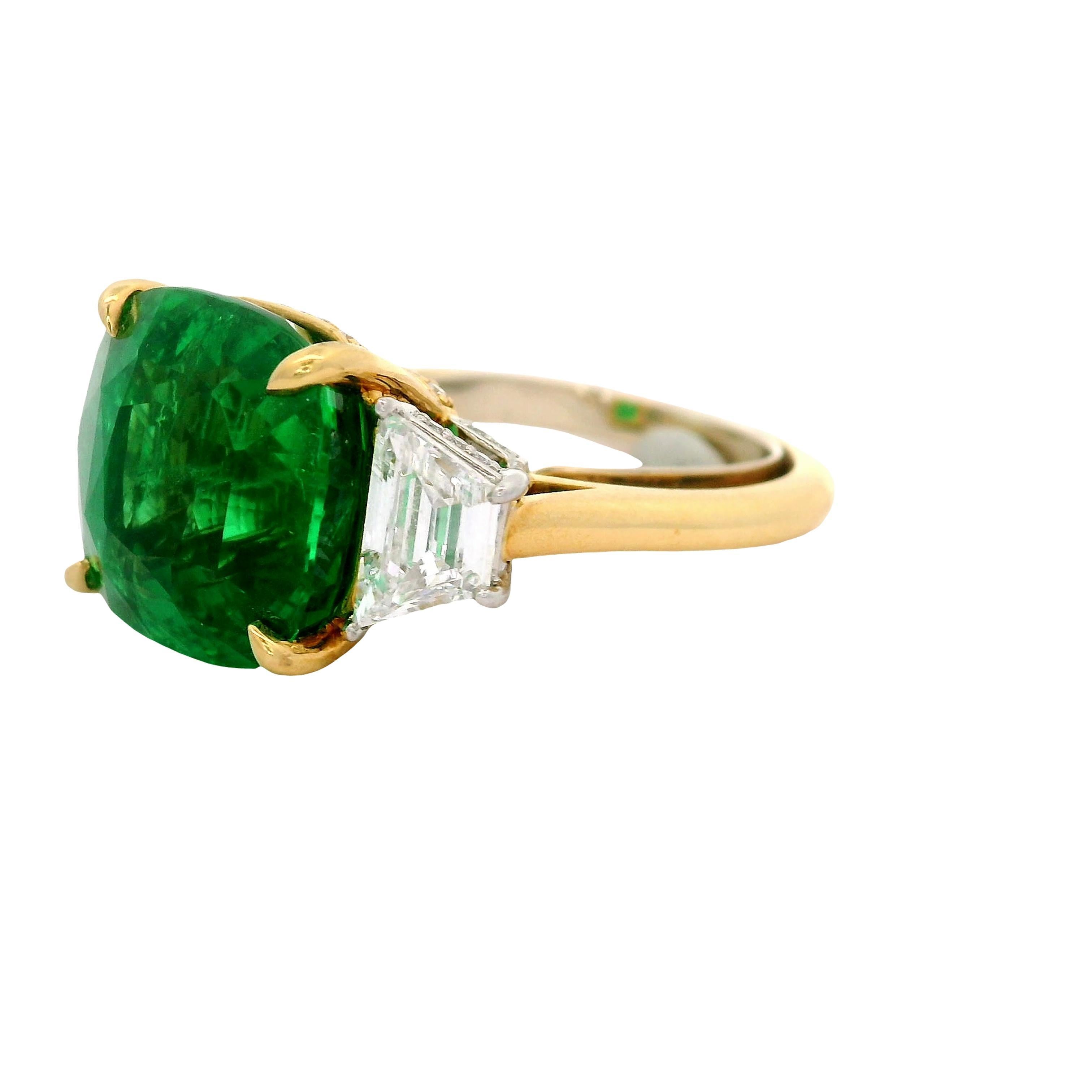 Eccezionale anello d'oro con granato tsavorite e diamante da 12,55 carati In condizioni ottime in vendita a Beverly Hills, CA