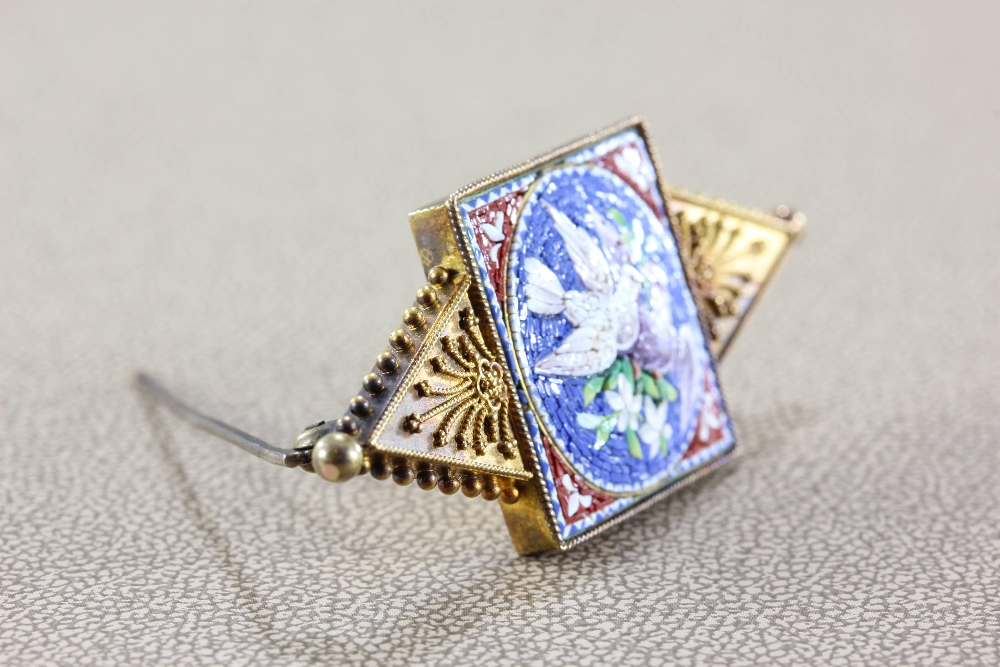 Victorian Italian Dove Micro Mosaic Gold Brooch In New Condition In Beverly Hills, CA